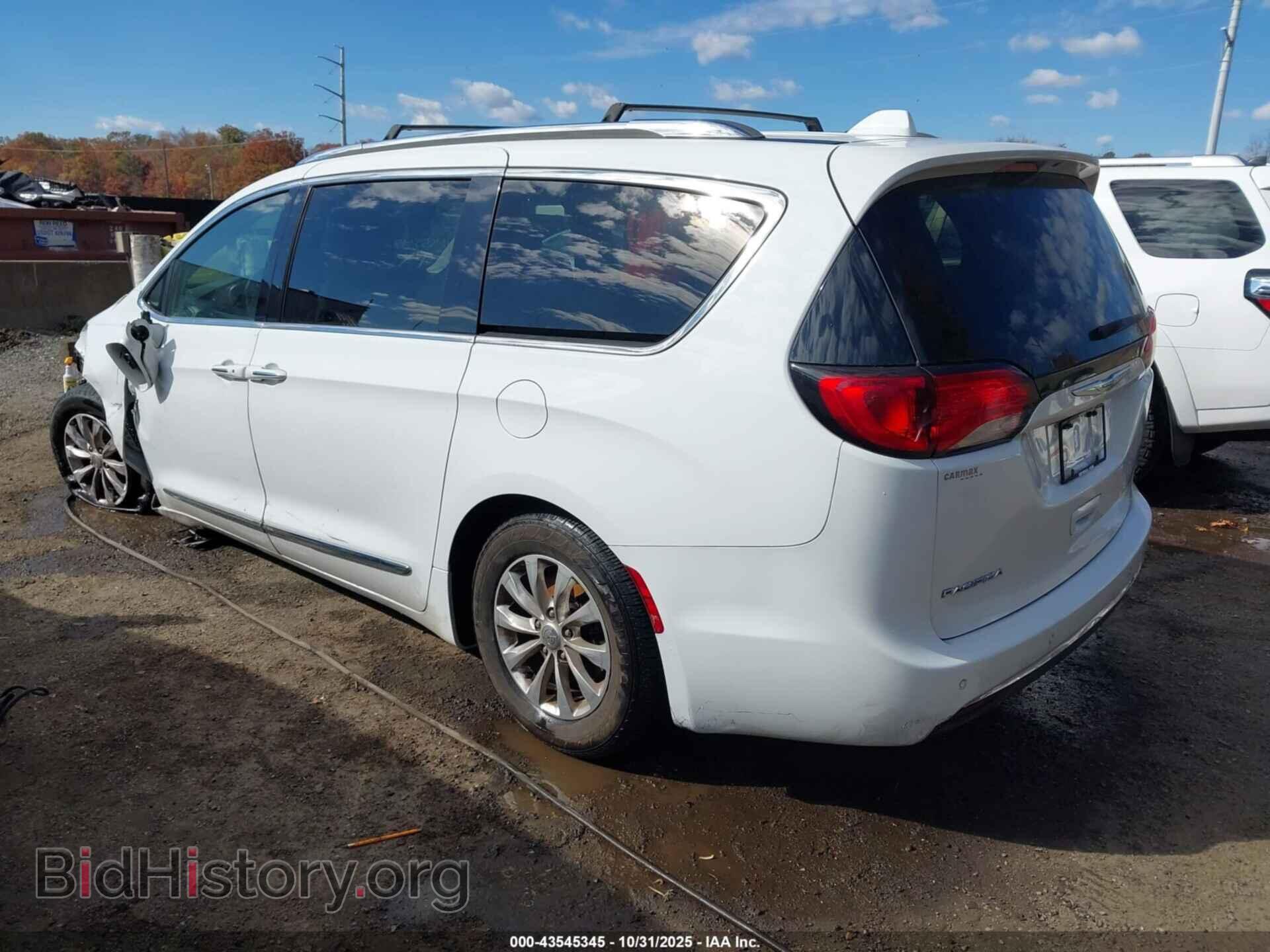 2018 CHRYSLER PACIFICA - VIN: 2C4RC1BG0JR119771 - Фото 3