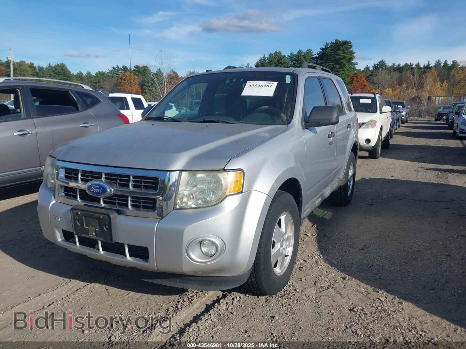 2011 FORD ESCAPE - VIN: 1FMCU0D72BKC09140 - Фото 2