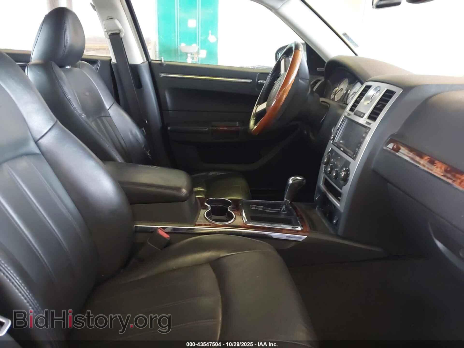 2010 CHRYSLER 300C - VIN: 2C3CA6CT3AH114840 - Фото 5
