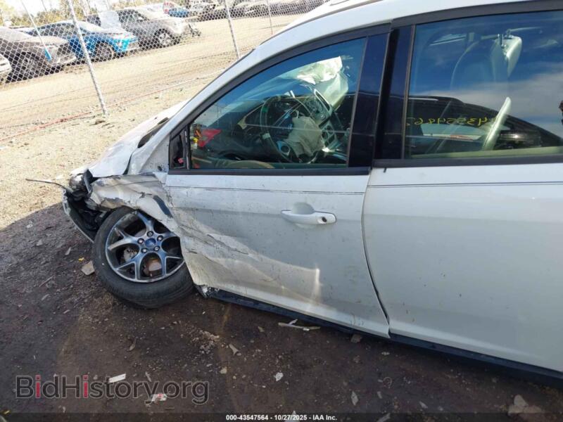 2014 Ford FOCUS (VIN 1FADP3F23EL147254) — photo 6 of 16