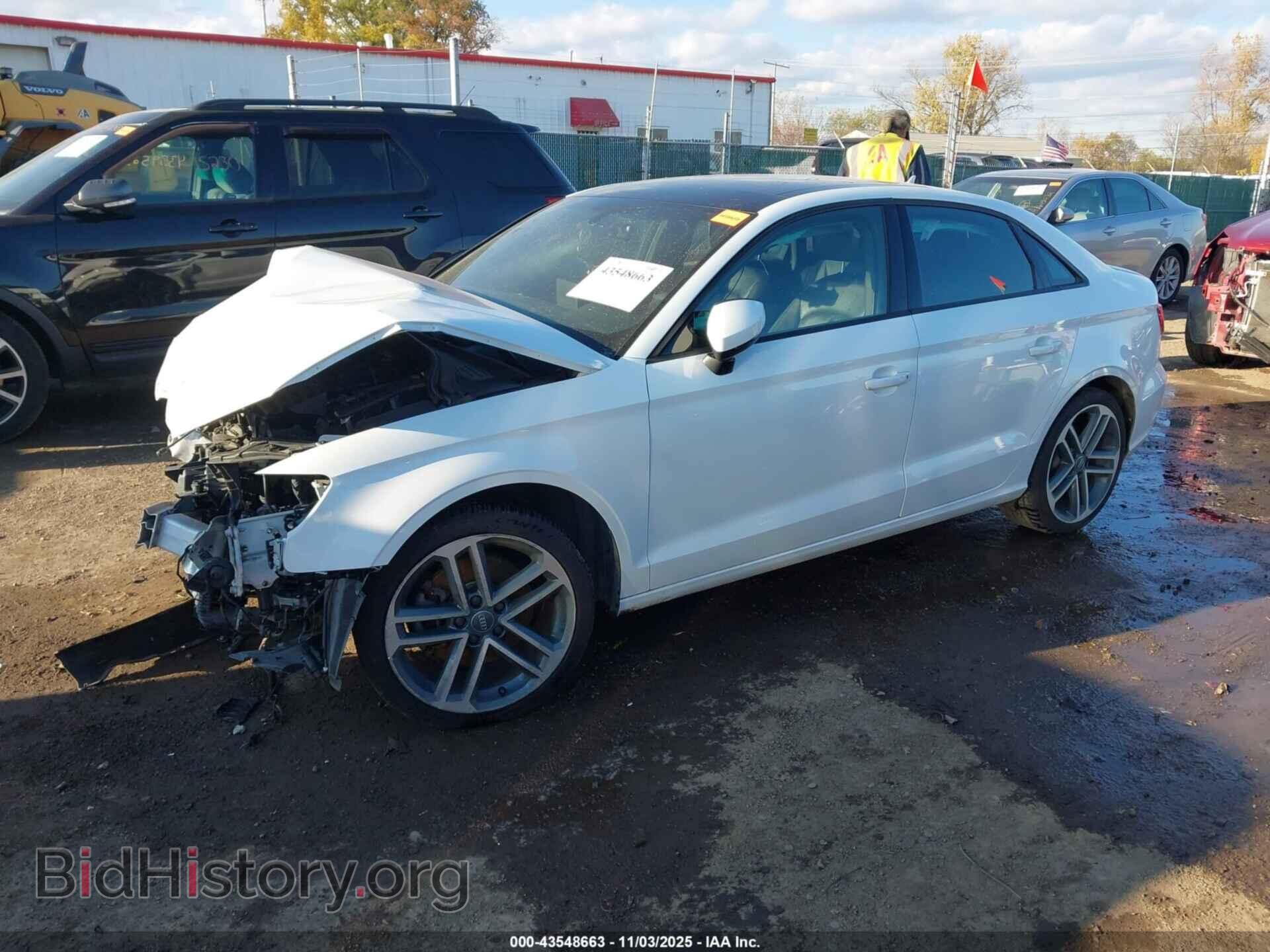 2017 AUDI A3 - VIN: WAUAUGFF4H1066518 - Фото 2