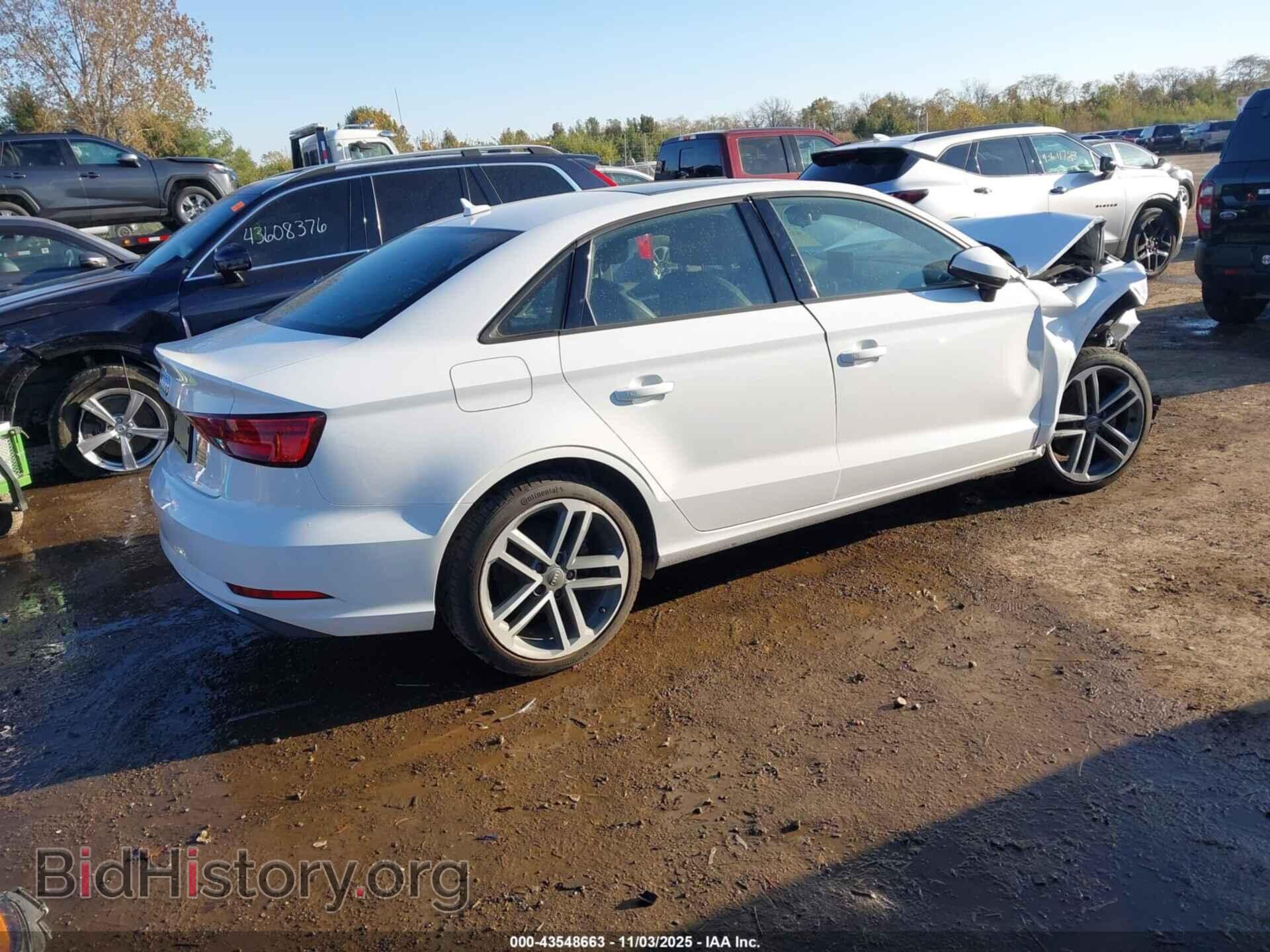 2017 AUDI A3 - VIN: WAUAUGFF4H1066518 - Фото 4