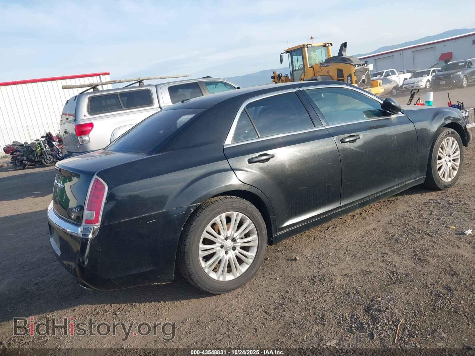 2013 CHRYSLER 300 - VIN: 2C3CCARG5DH659840 - Фото 4