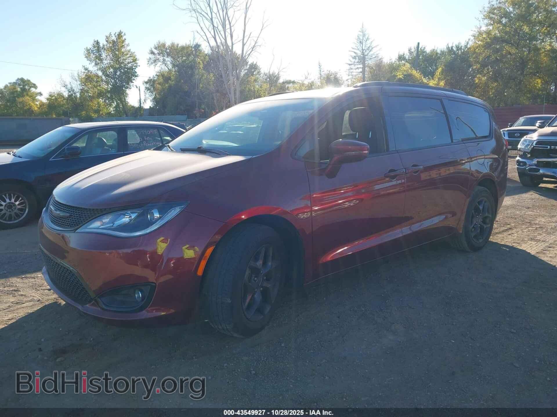 2019 CHRYSLER PACIFICA - VIN: 2C4RC1GG3KR734437 - Фото 2