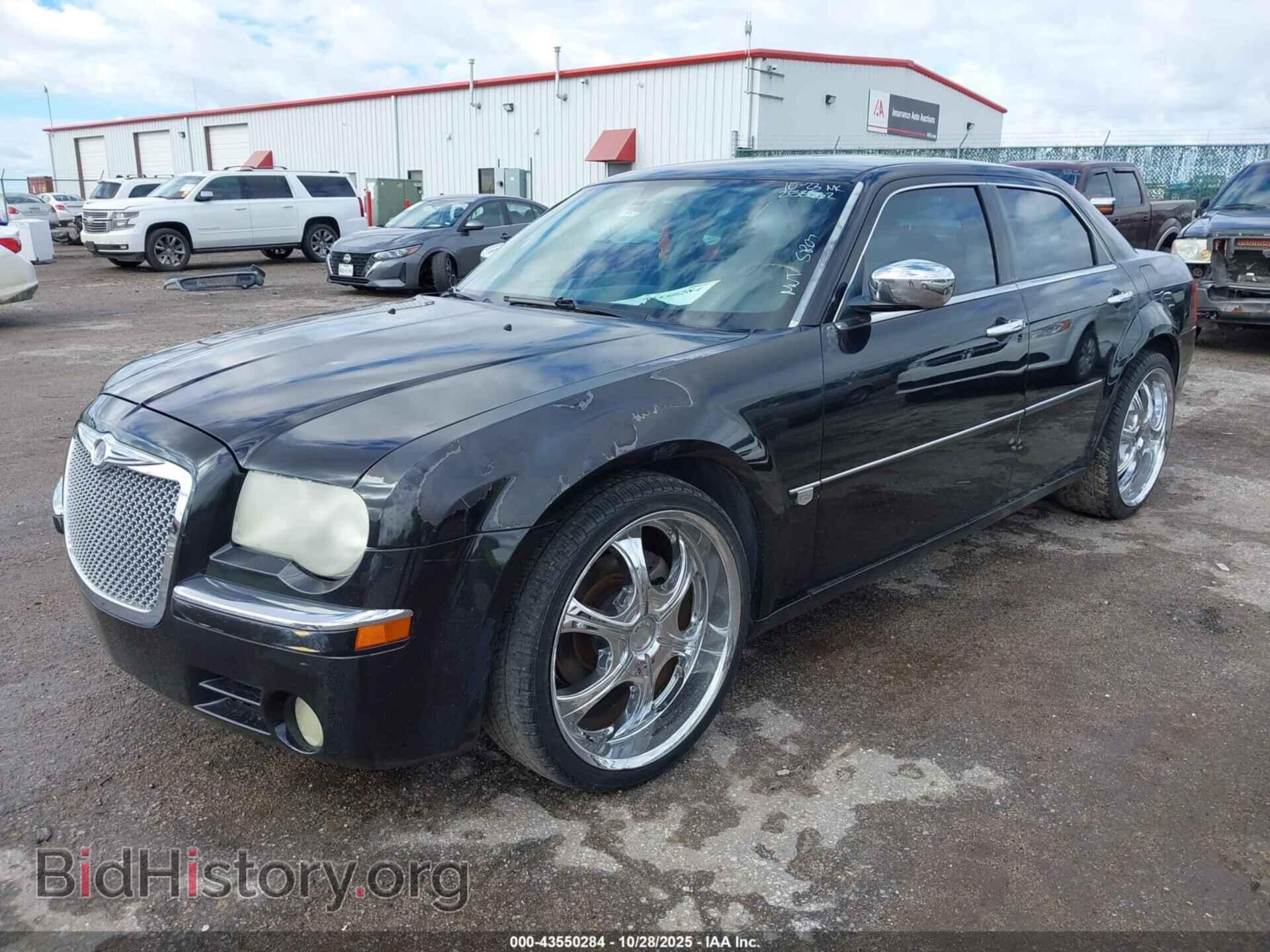 2006 CHRYSLER 300C - VIN: 2C3LA63H86H258662 - Фото 2
