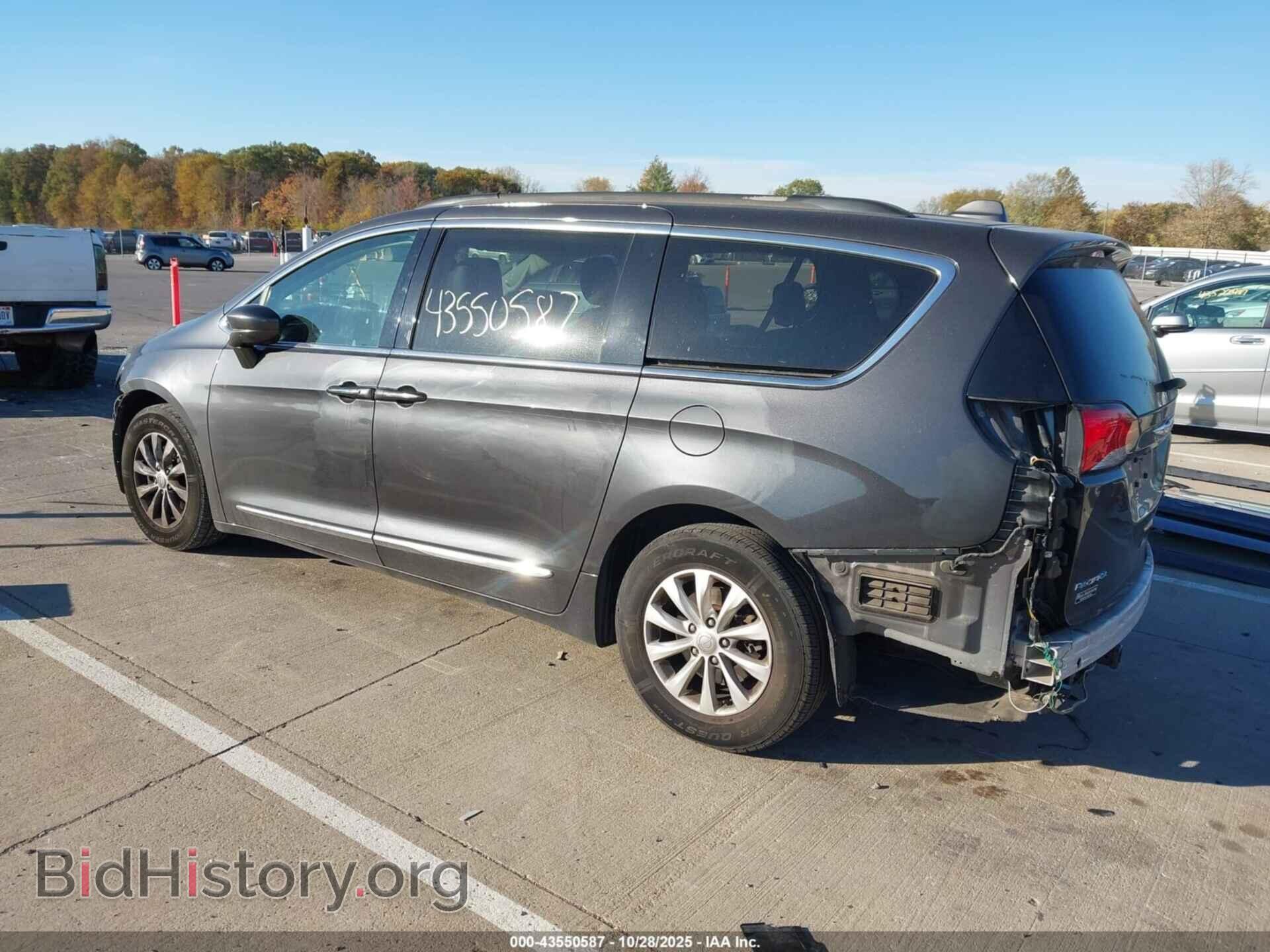 2017 CHRYSLER PACIFICA - VIN: 2C4RC1BG3HR517079 - Фото 3