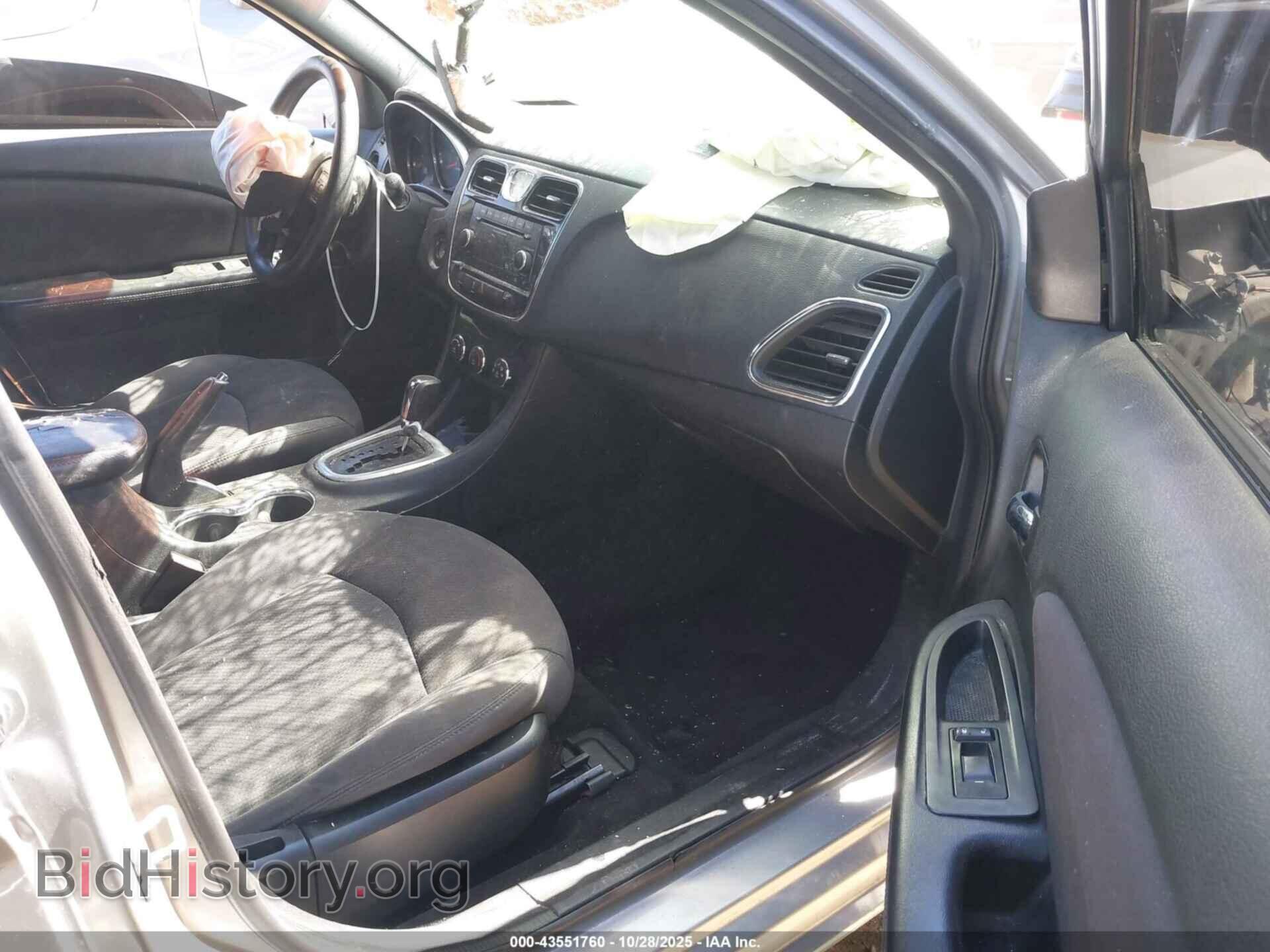 2014 CHRYSLER 200 - VIN: 1C3CCBAB8EN237320 - Фото 5