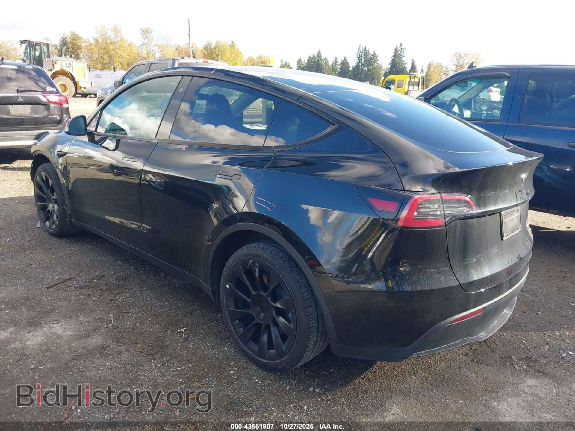 2023 TESLA MODEL Y - VIN: 7SAYGDEEXPF689909 - Фото 3