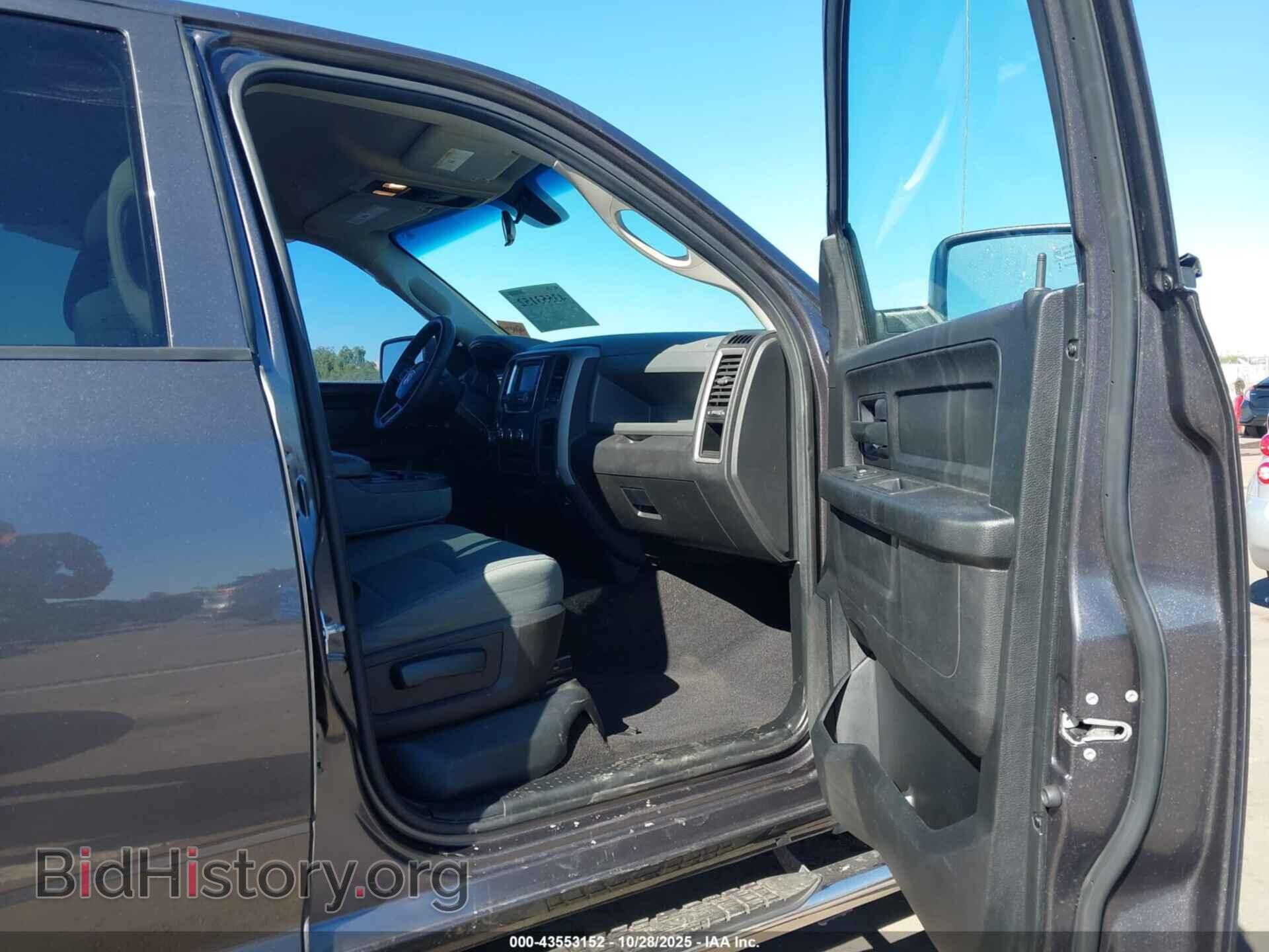 2017 RAM 1500 - VIN: 1C6RR6FTXHS615406 - Фото 5