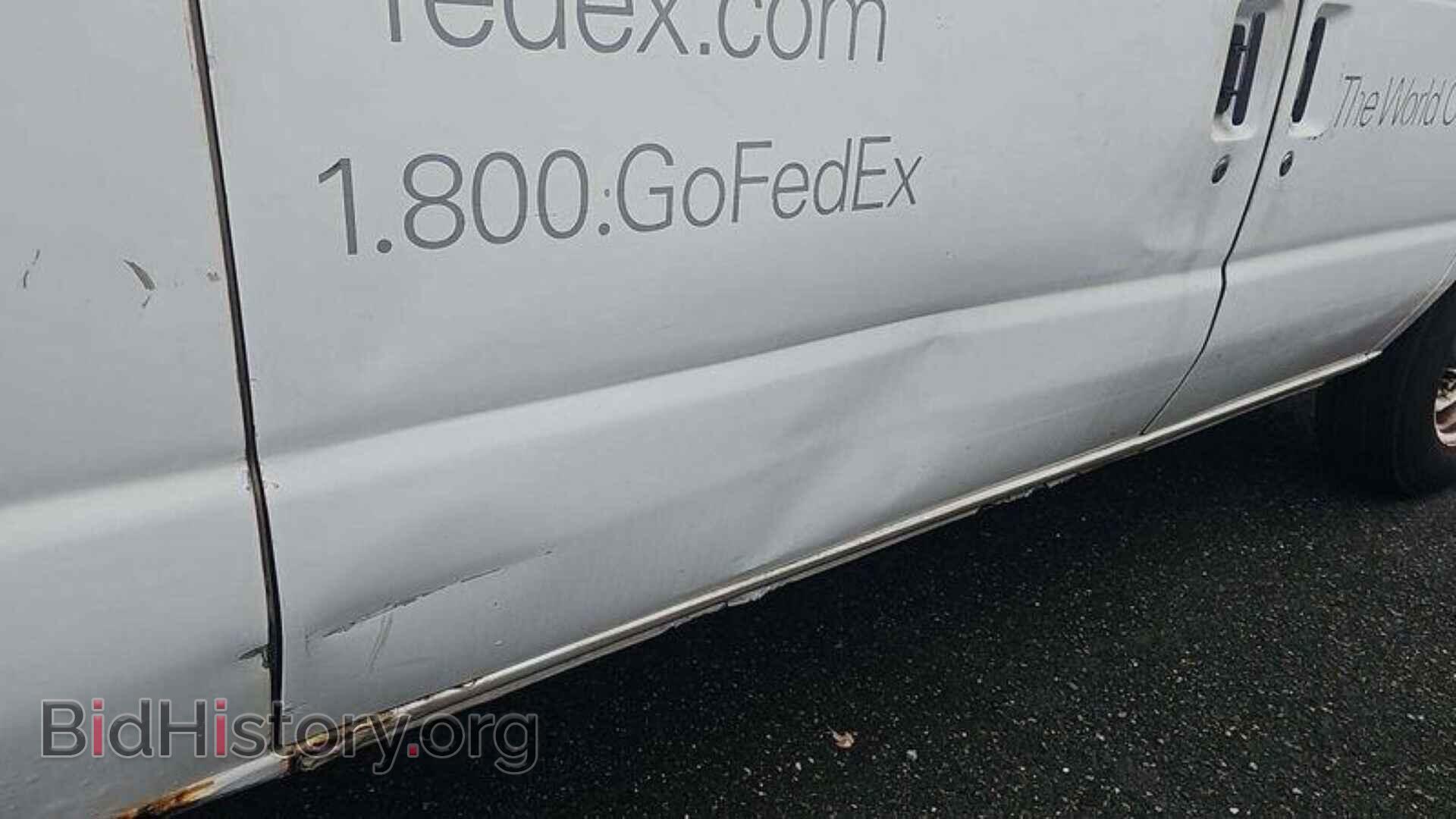 2010 FORD E-150 - VIN: 1FTNE1EW1ADA91297 - Фото 2