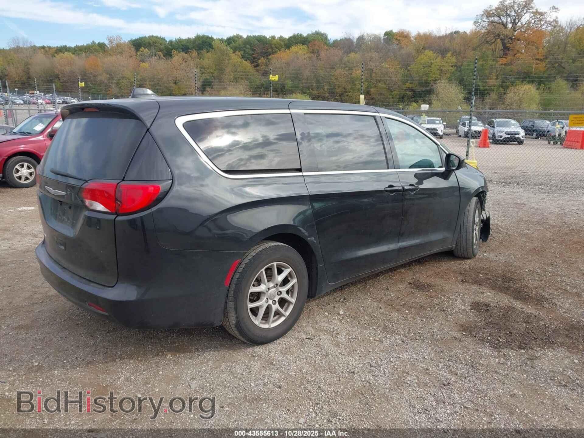 2017 CHRYSLER PACIFICA - VIN: 2C4RC1DG6HR531992 - Photo 4