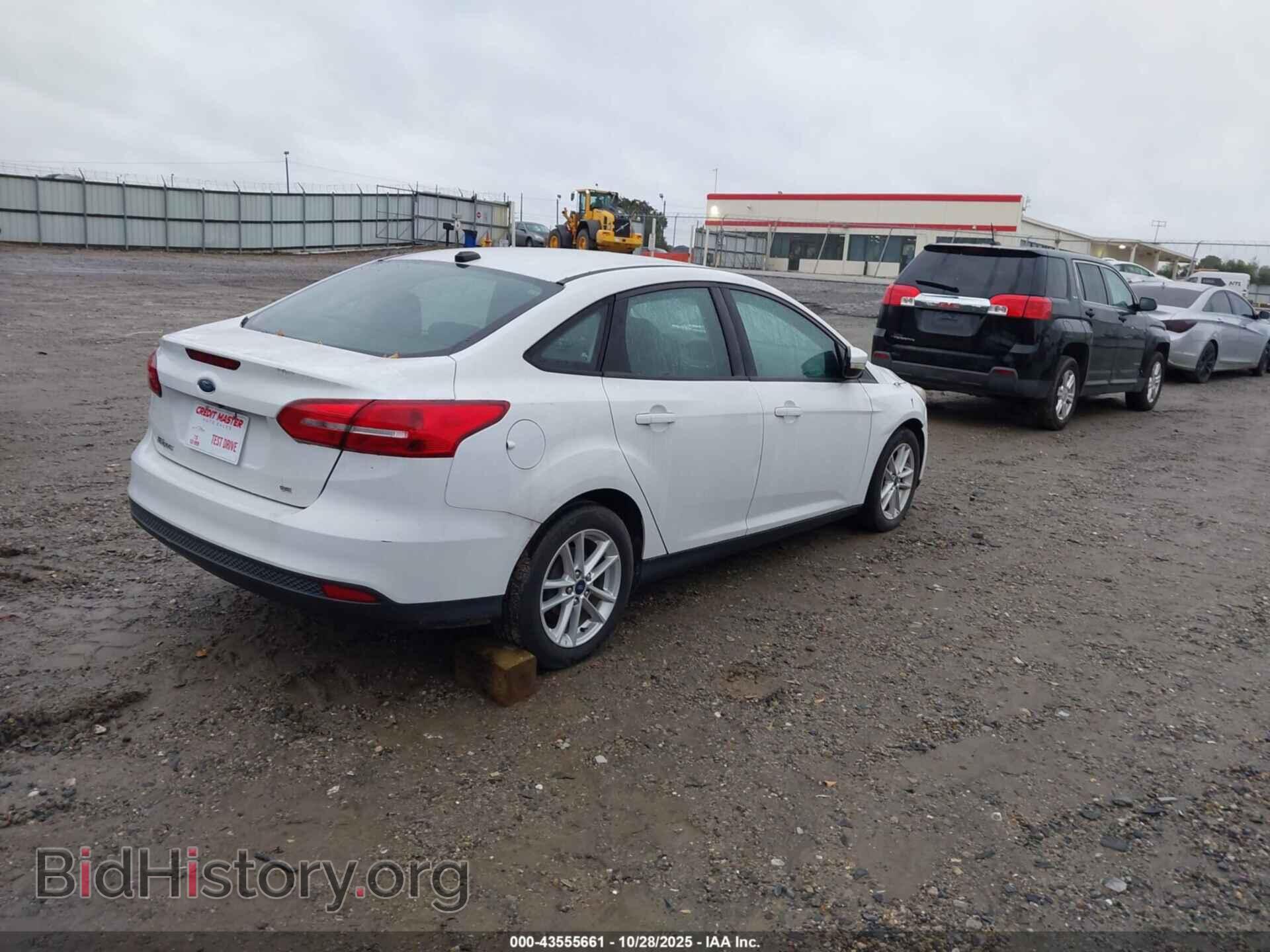 2017 FORD FOCUS - VIN: 1FADP3F26HL215583 - Фото 4