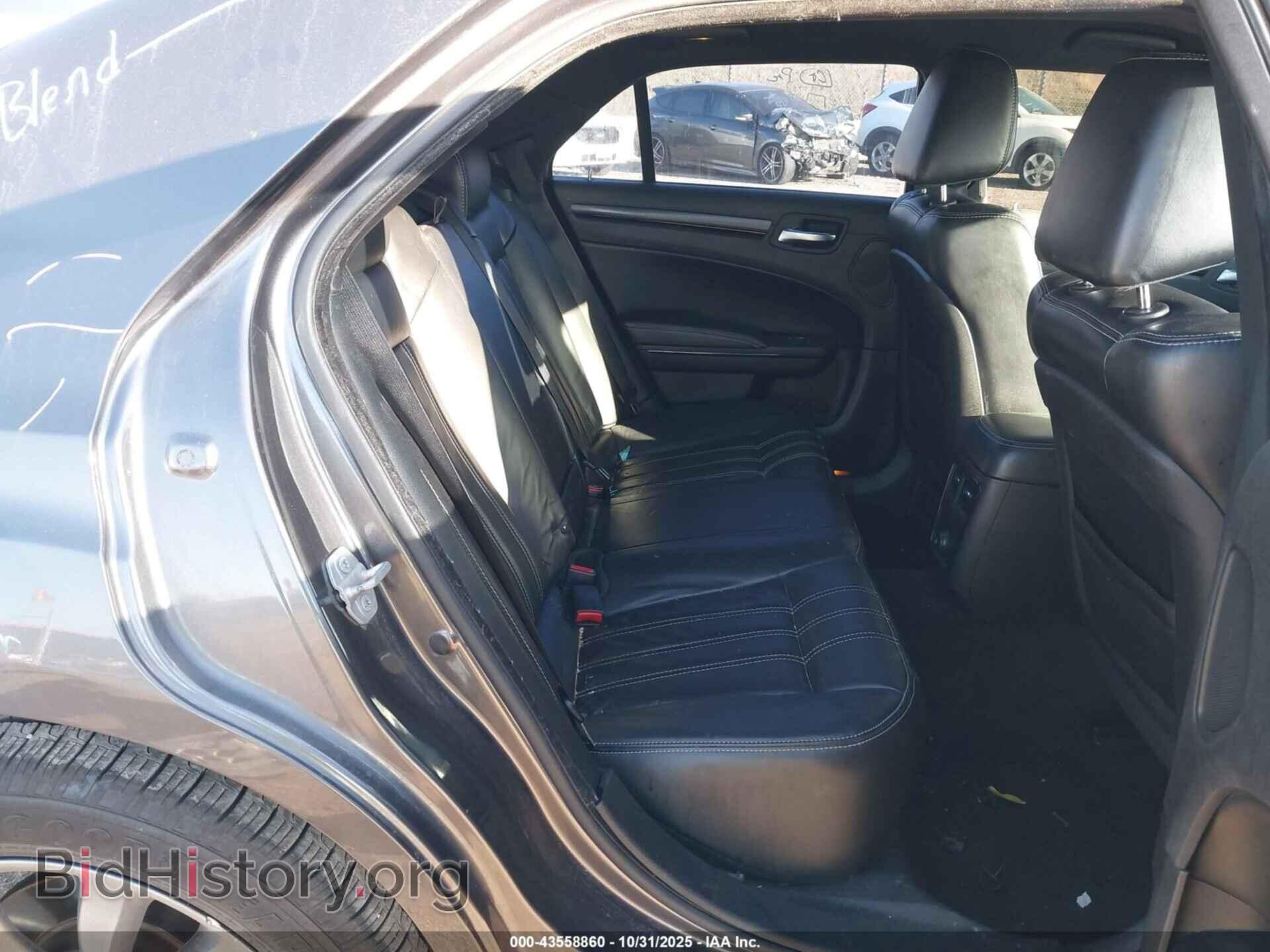 2014 CHRYSLER 300 - VIN: 2C3CCAGG7EH357390 - Фото 8