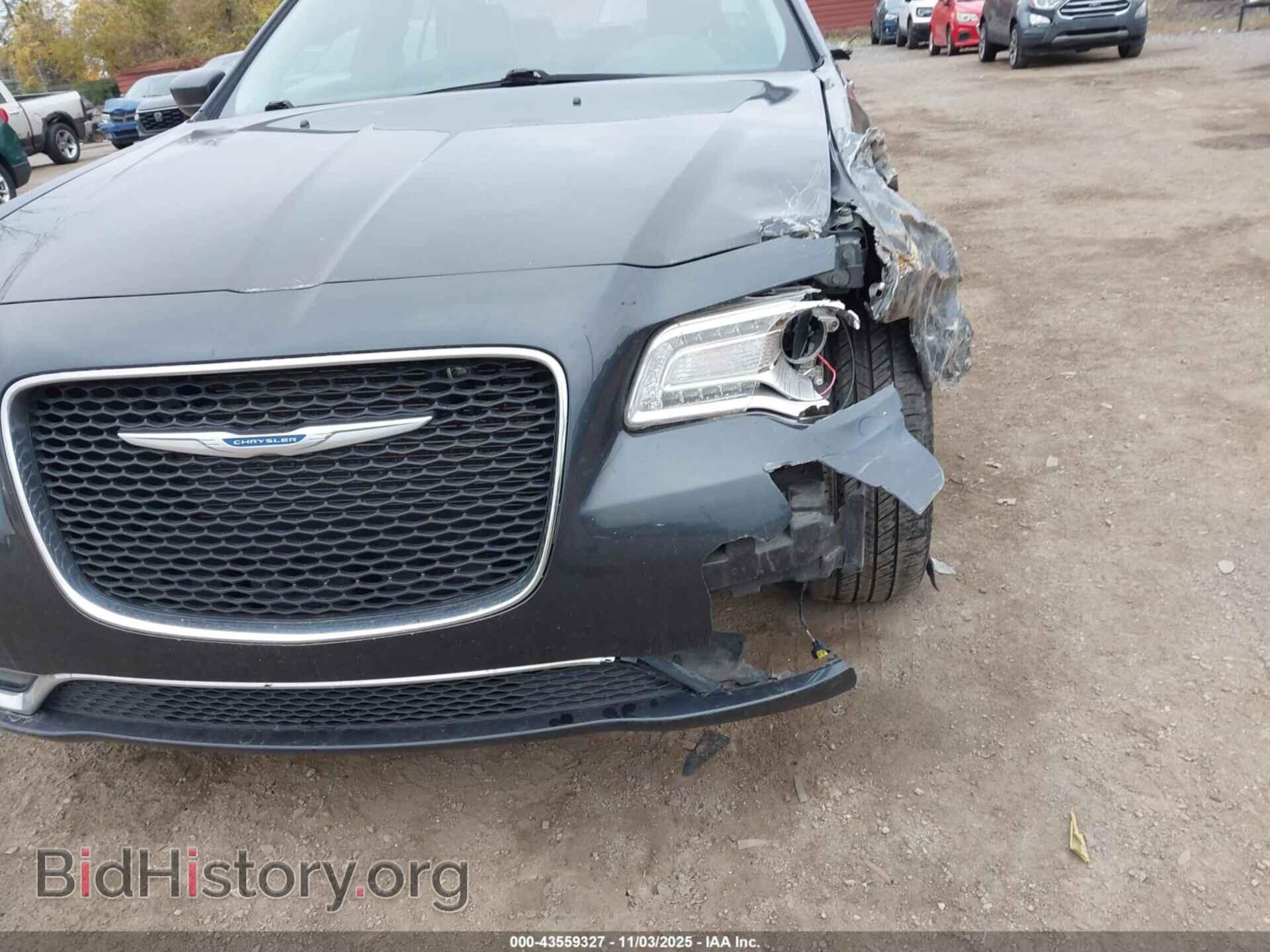 2017 CHRYSLER 300 - VIN: 2C3CCARG2HH541864 - Фото 6