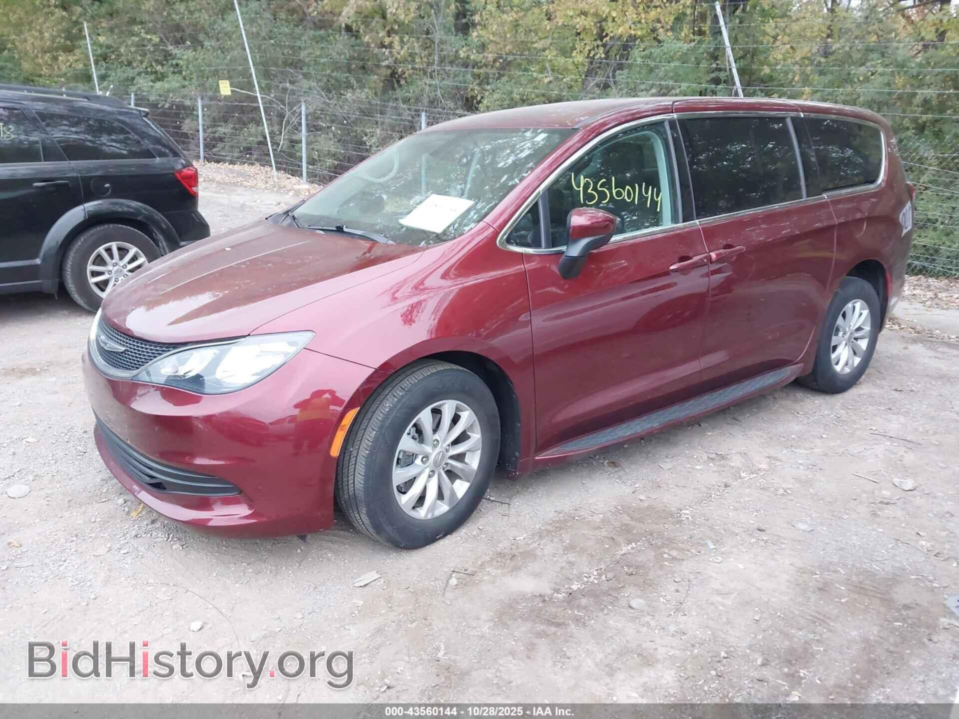 2017 CHRYSLER PACIFICA - VIN: 2C4RC1DG1HR695523 - Фото 2
