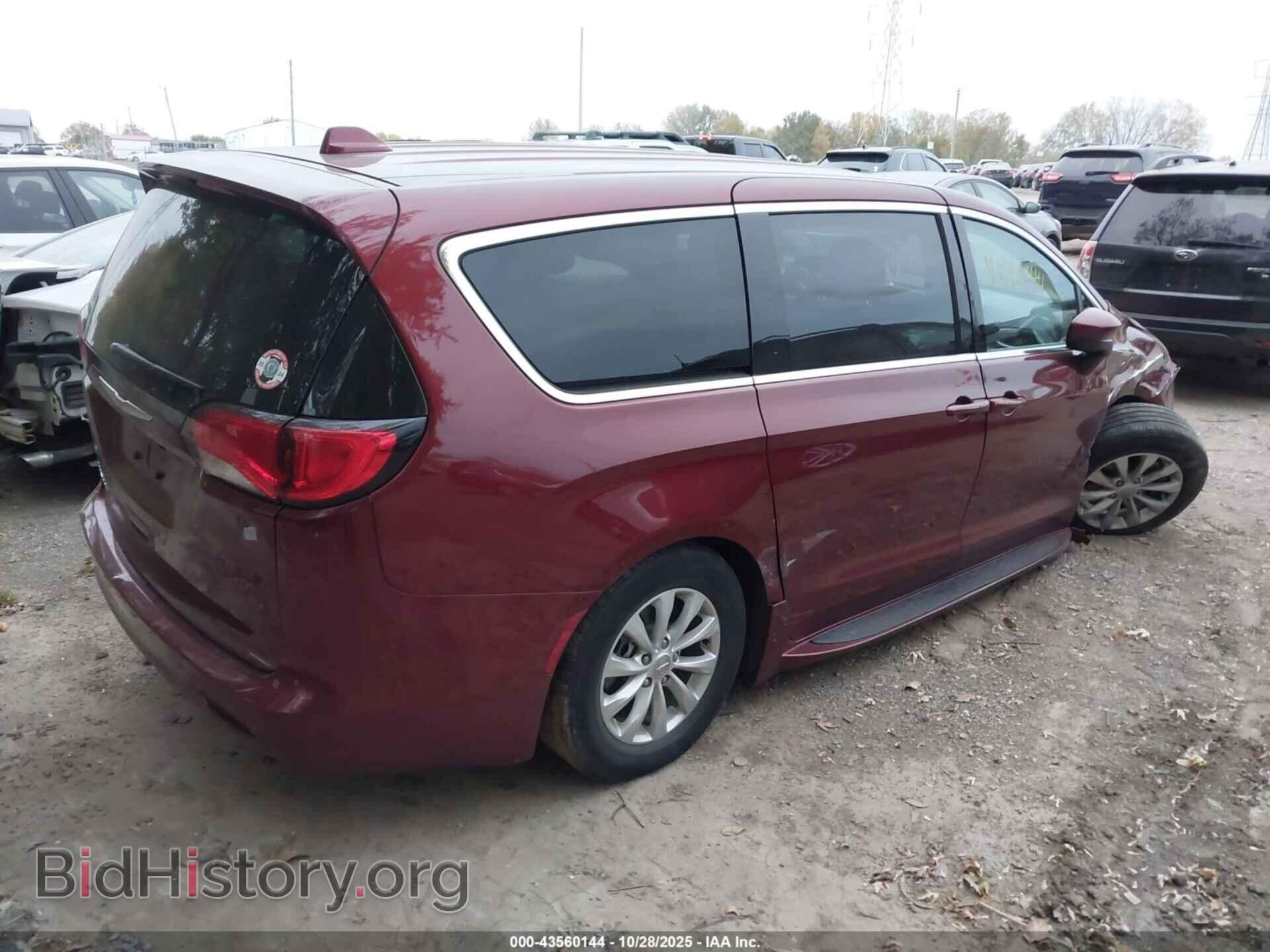 2017 CHRYSLER PACIFICA - VIN: 2C4RC1DG1HR695523 - Фото 4