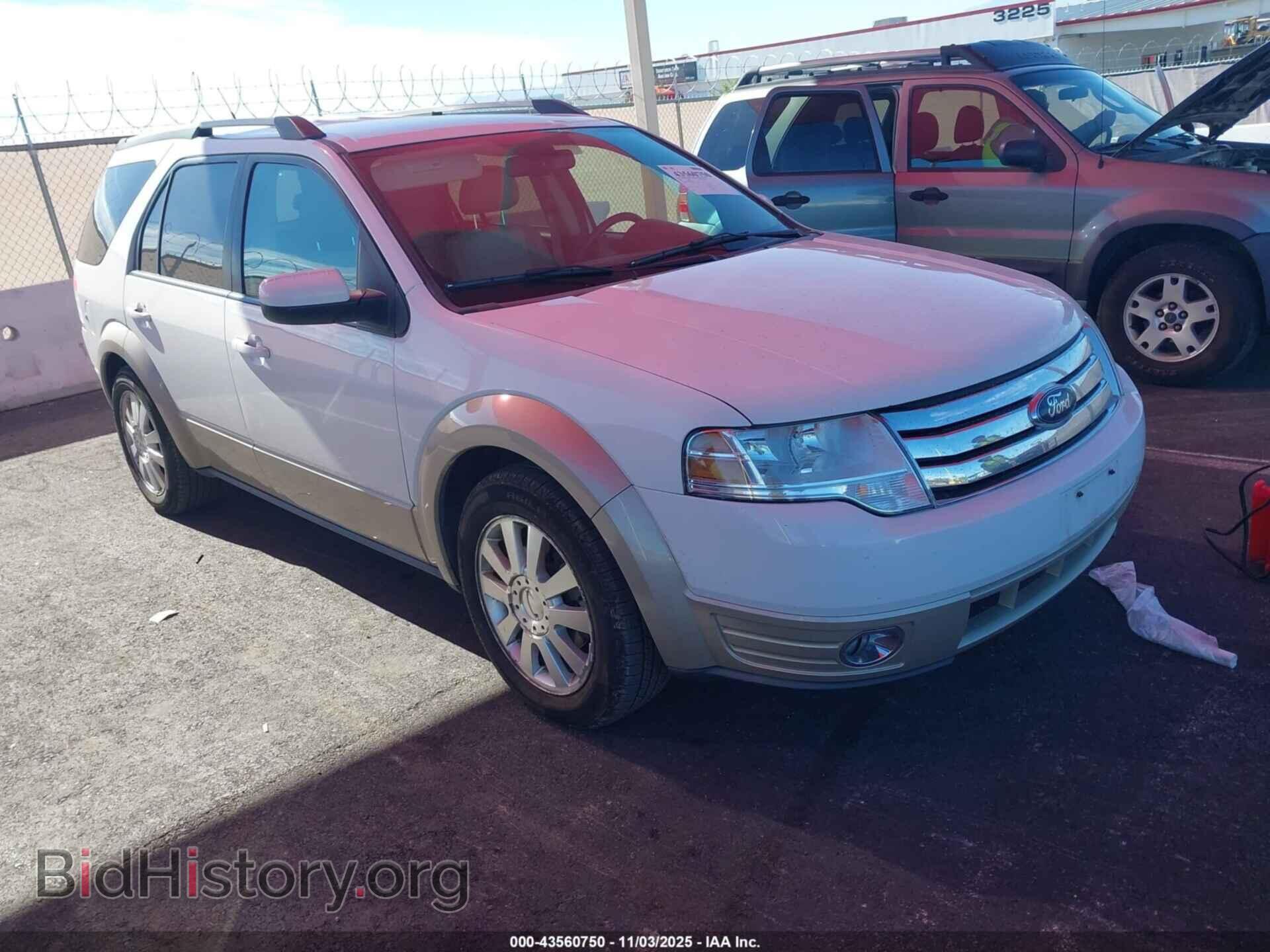 Photo FMDK018W98GA23084 - FORD TAURUS X 2008