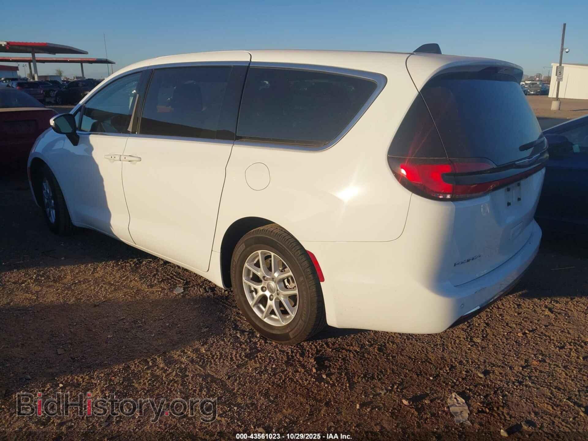 2023 CHRYSLER PACIFICA - VIN: 2C4RC1FG4PR559558 - Фото 3
