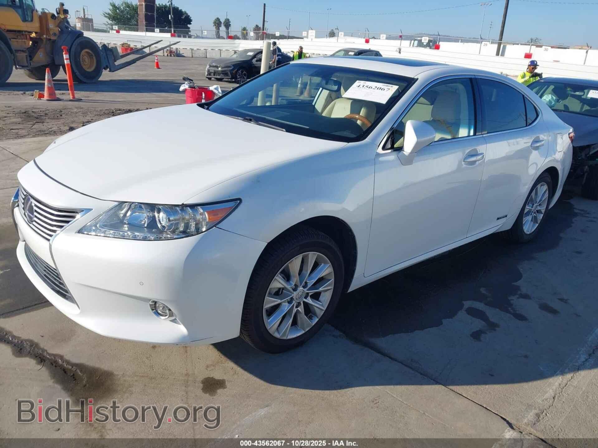 2014 LEXUS ES 300H - VIN: JTHBW1GG2E2042647 - Фото 2