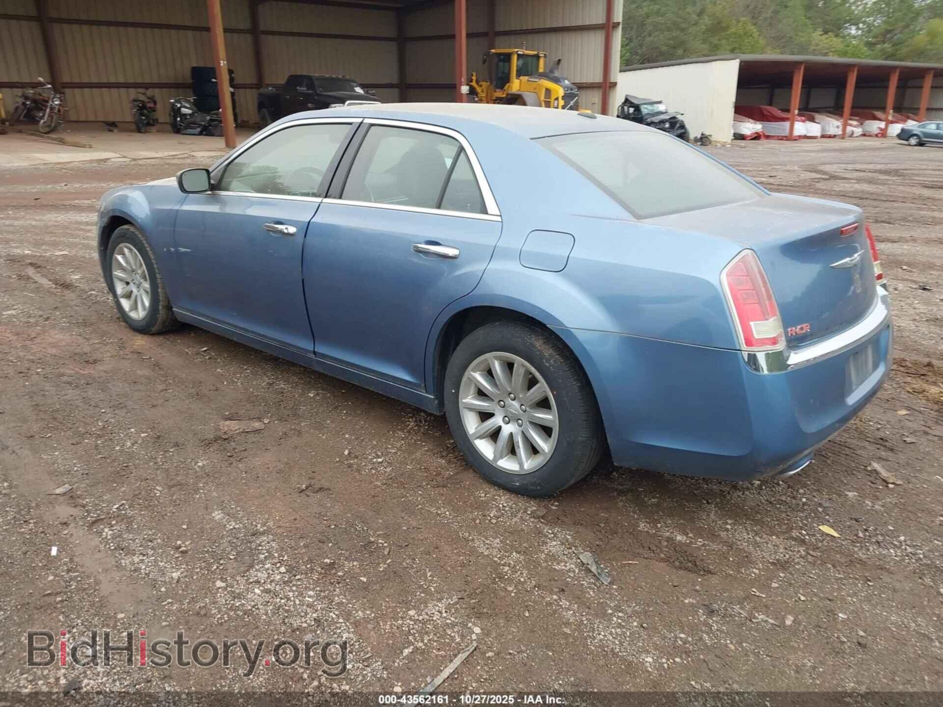 2011 CHRYSLER 300 - VIN: 2C3CA5CGXBH580988 - Фото 3