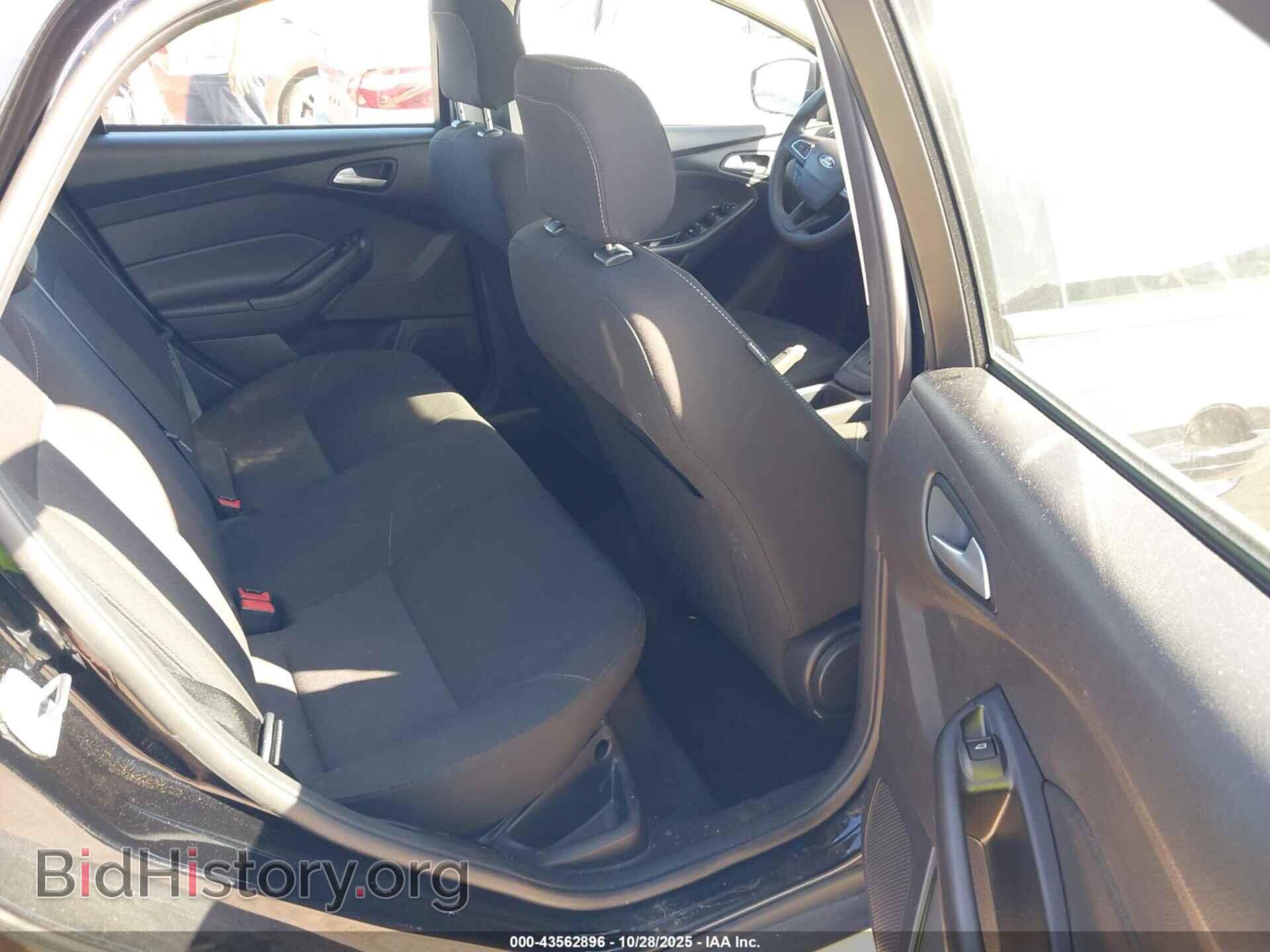 2018 FORD FOCUS - VIN: 1FADP3FE2JL240559 - Фото 8