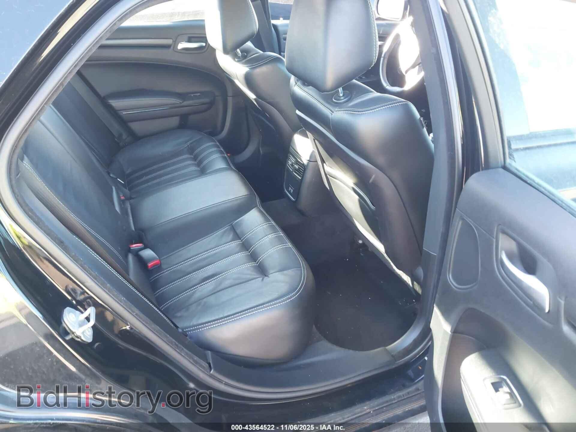 2016 CHRYSLER 300 - VIN: 2C3CCAGG2GH282973 - Фото 8