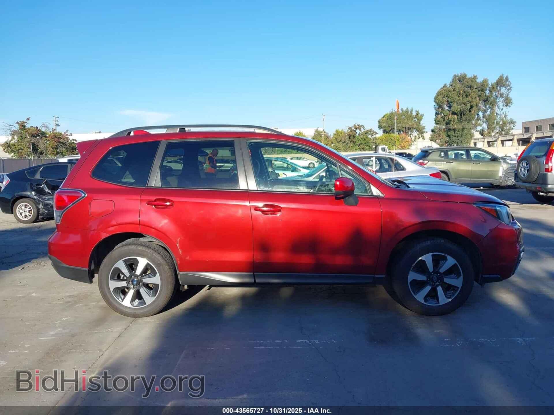 2017 SUBARU FORESTER - VIN: JF2SJAEC5HH577765 - Фото 13