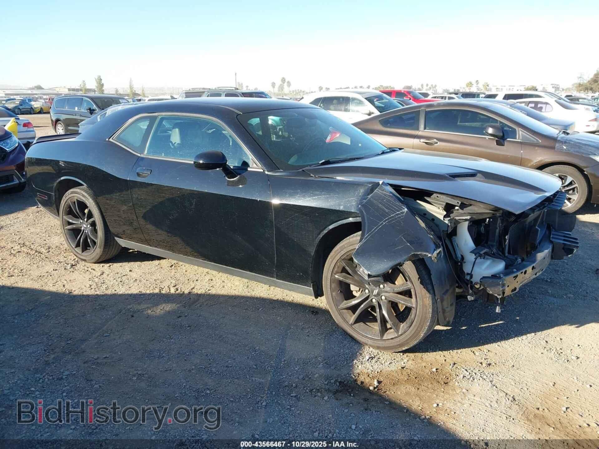 Photo 2C3CDZAGXHH532241 - DODGE CHALLENGER 2017
