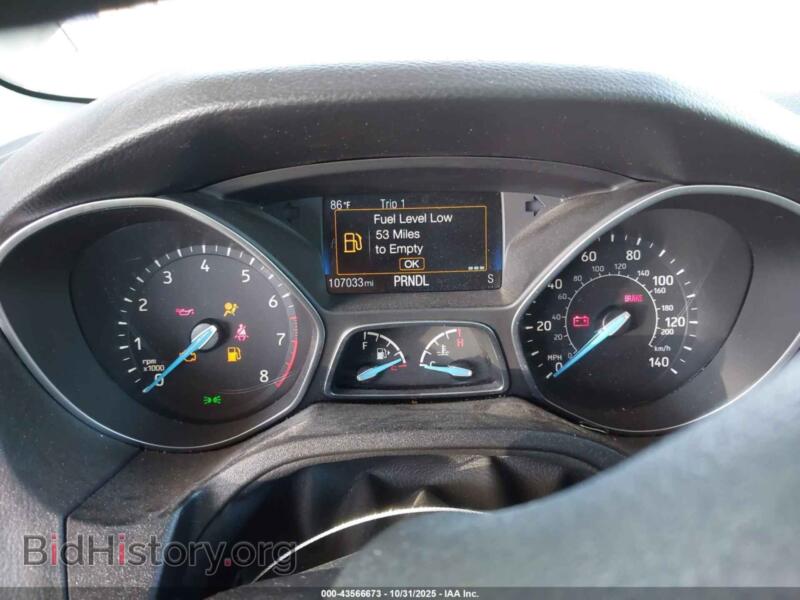 2016 Ford FOCUS (VIN 1FADP3F29GL384057) — фото 7 из 16