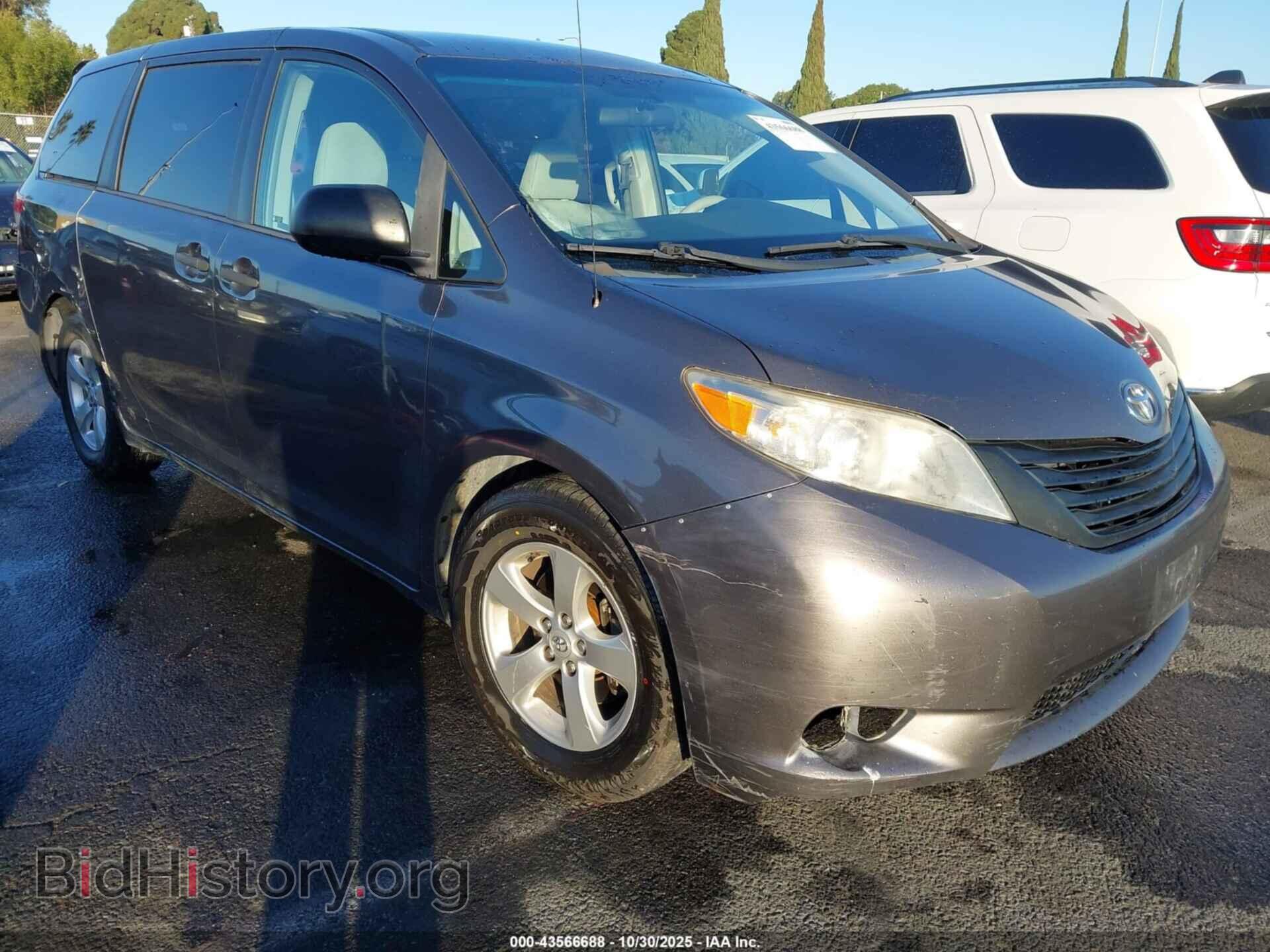 Фотография 5TDZK3DC1DS299525 - TOYOTA SIENNA 2013