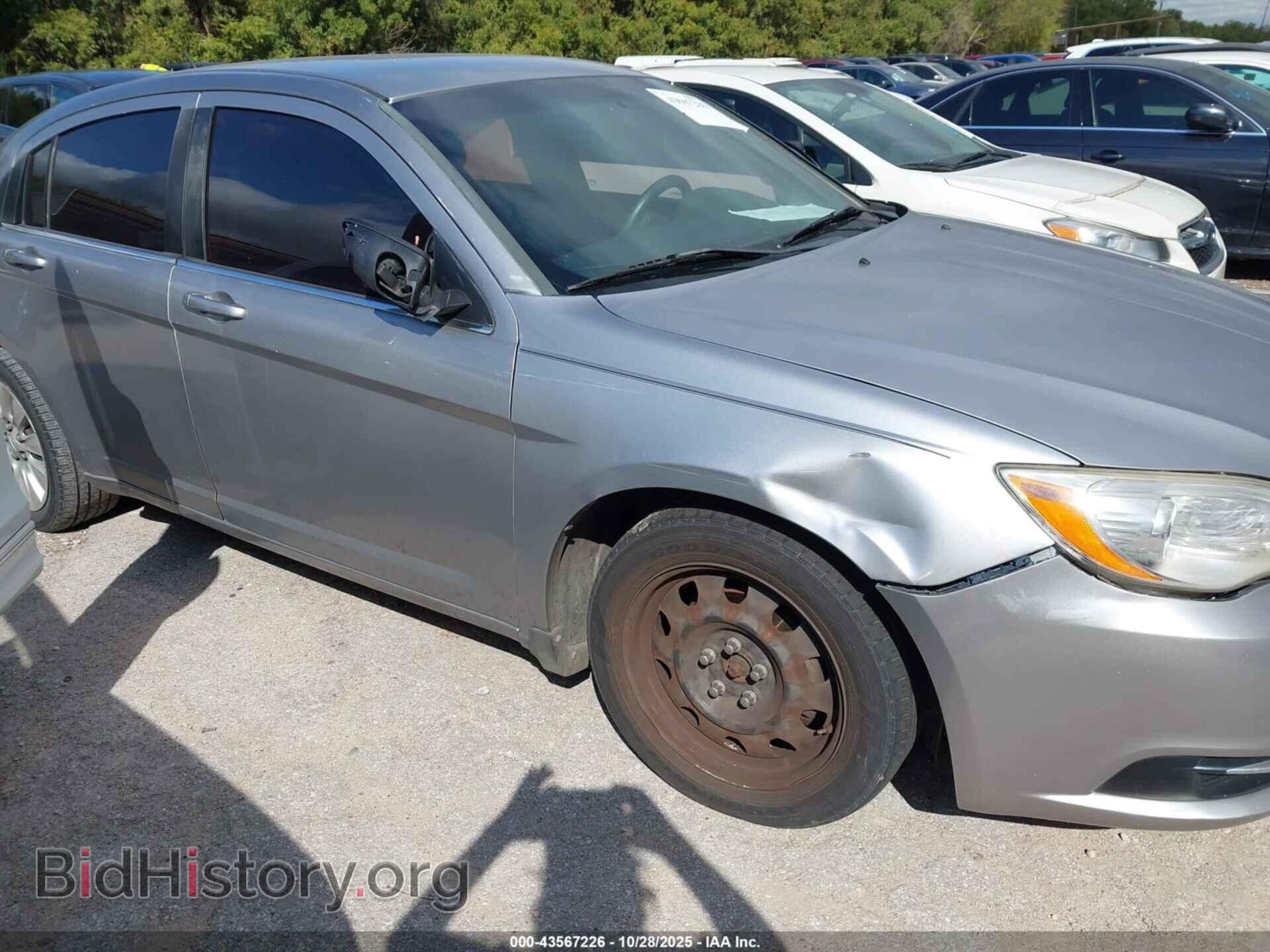 2013 CHRYSLER 200 - VIN: 1C3CCBAB3DN686189 - Фото 6