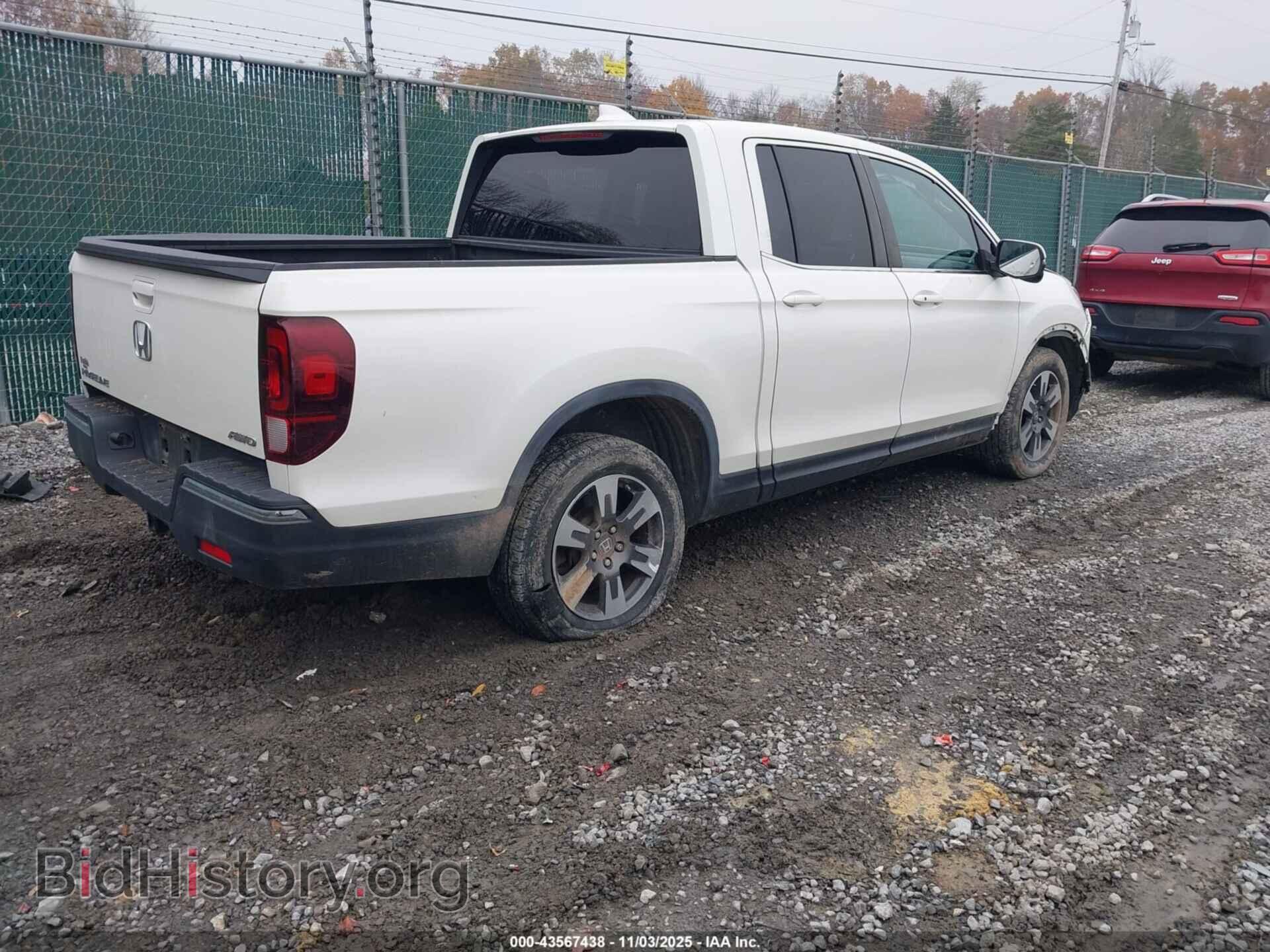 2017 HONDA RIDGELINE - VIN: 5FPYK3F6XHB018018 - Фото 4