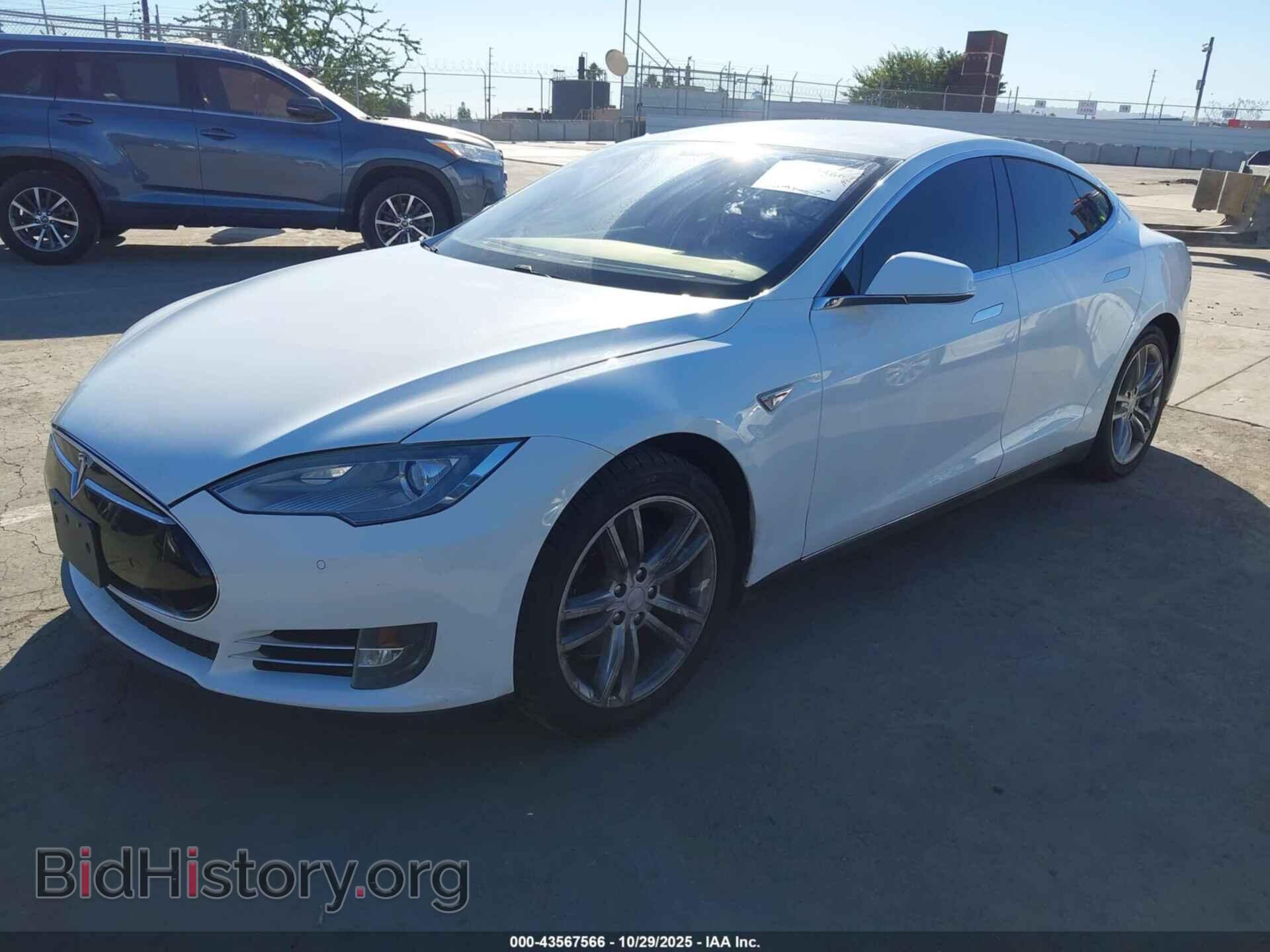 2013 TESLA MODEL S - VIN: 5YJSA1CN3DFP22010 - Photo 2
