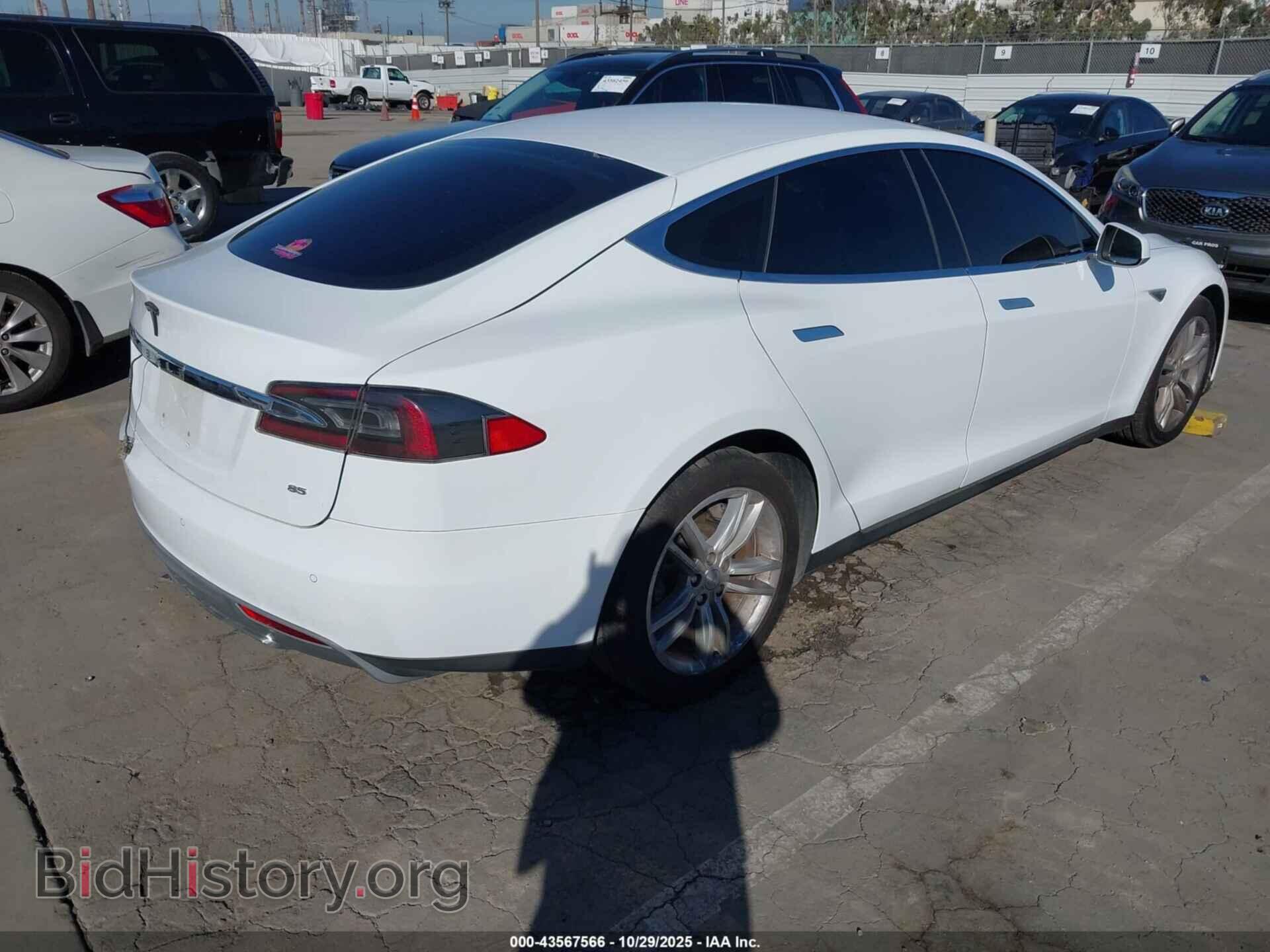 2013 TESLA MODEL S - VIN: 5YJSA1CN3DFP22010 - Photo 4