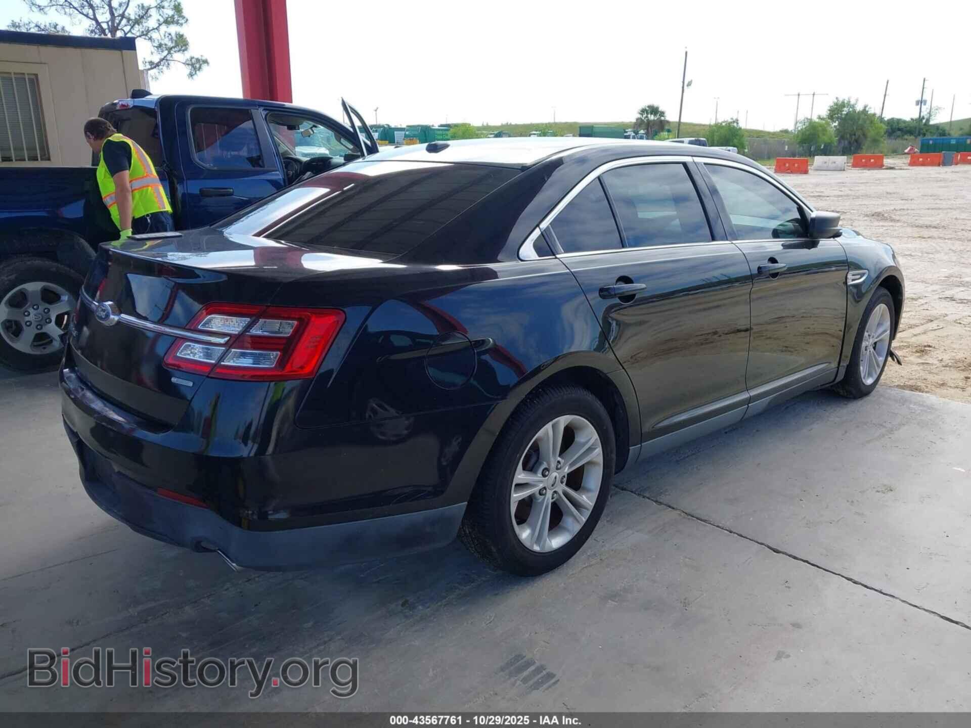 2017 FORD TAURUS - VIN: 1FAHP2D9OHG129464 - Фото 4