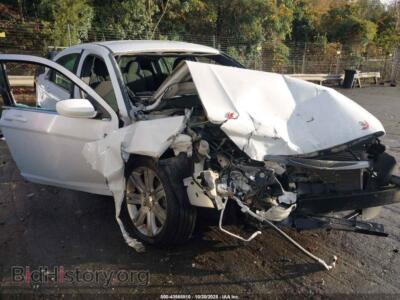2012 Chrysler 200 LX — VIN 1C3CCBAB1CN179936, IAAI