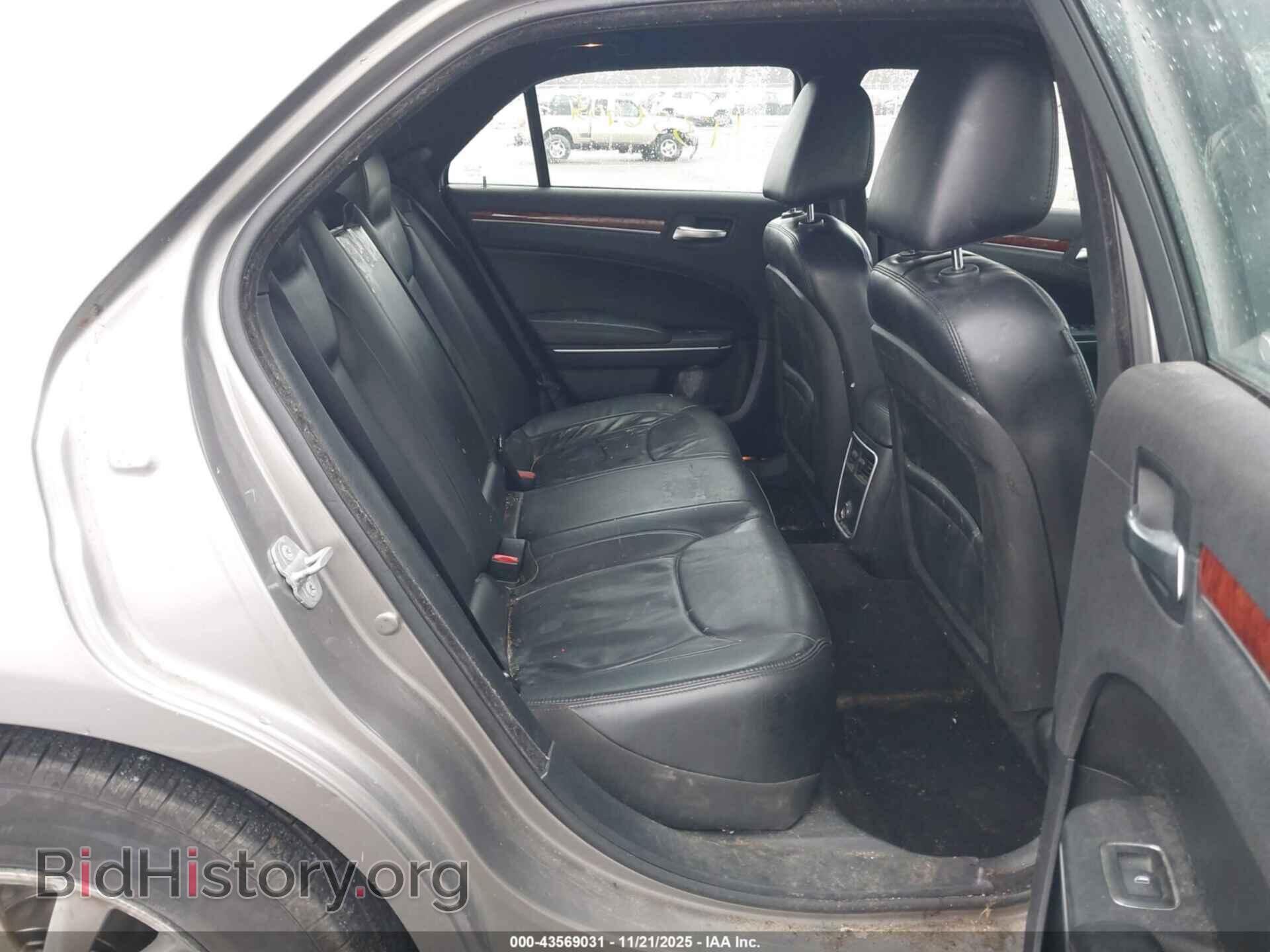 2014 CHRYSLER 300 - VIN: 2C3CCAAG9EH183850 - Фото 8