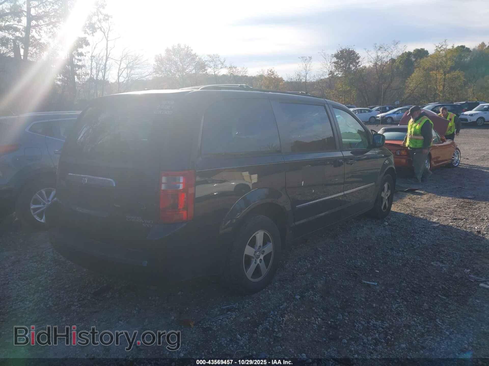 2010 DODGE GRAND CARAVAN - VIN: 2D4RN5D18AR209702 - Фото 4