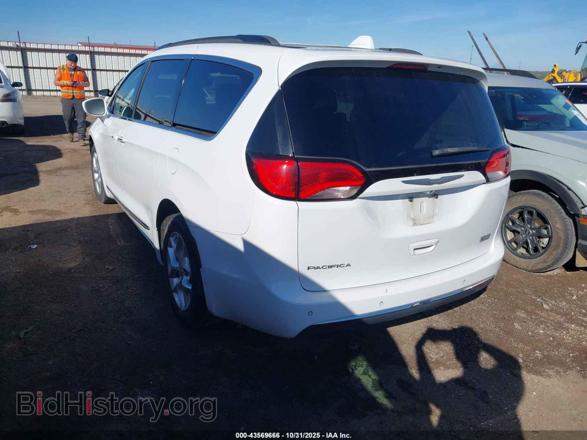 2017 CHRYSLER PACIFICA - VIN: 2C4RC1BG0HR803147 - Фото 3
