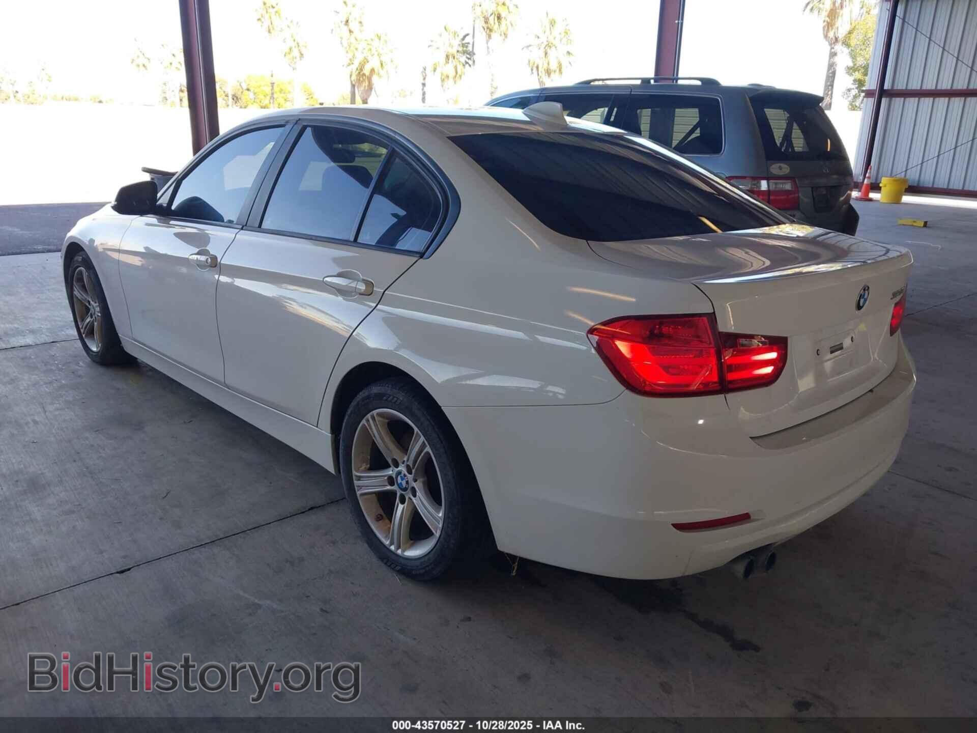 2012 BMW 328I - VIN: WBA3A5G5XCNP18233 - Фото 3