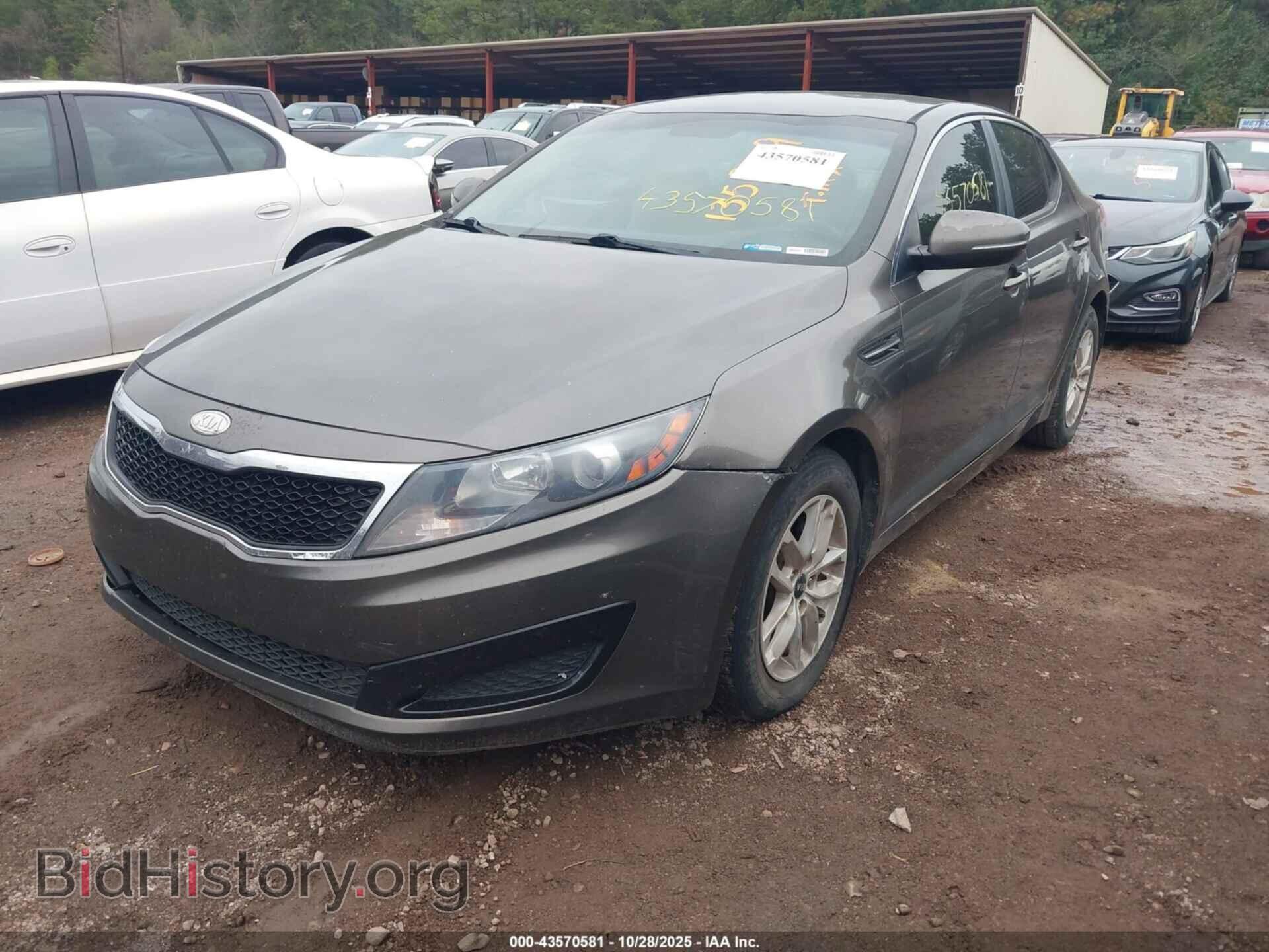 2011 KIA OPTIMA - VIN: KNAGM4A72B5135909 - Photo 2