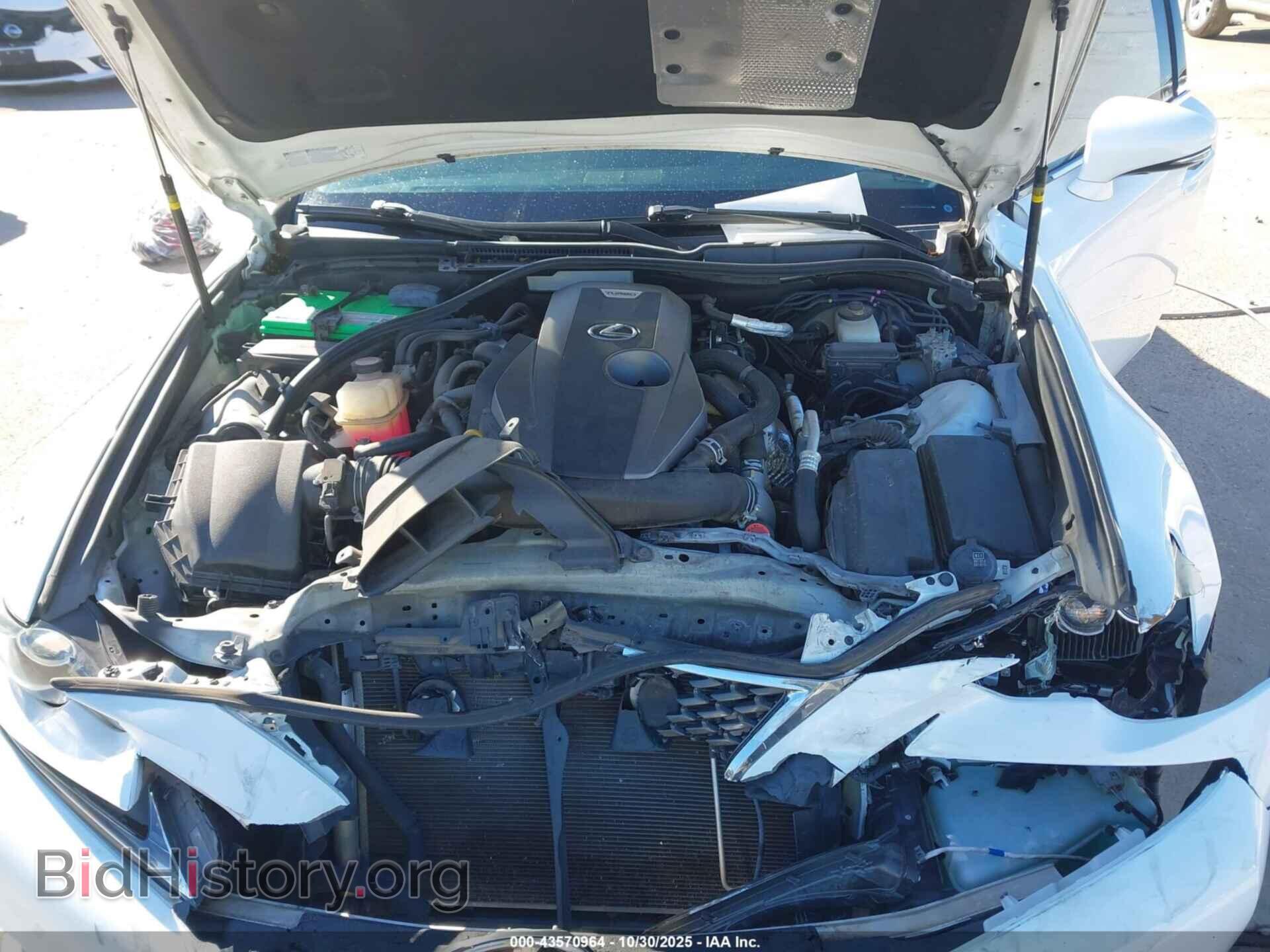 2016 LEXUS IS 200T - VIN: JTHBA1D21G5015495 - Фото 10