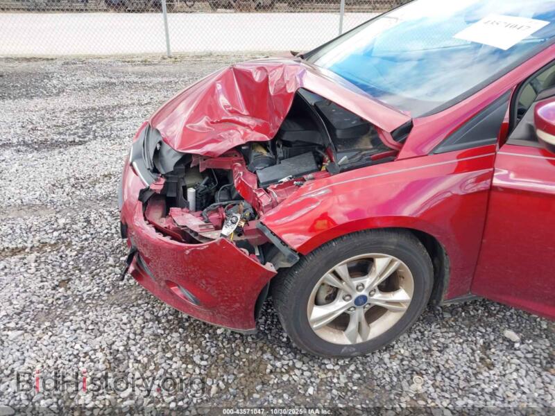 2014 Ford FOCUS (VIN 1FADP3F22EL103357) — photo 6 of 11
