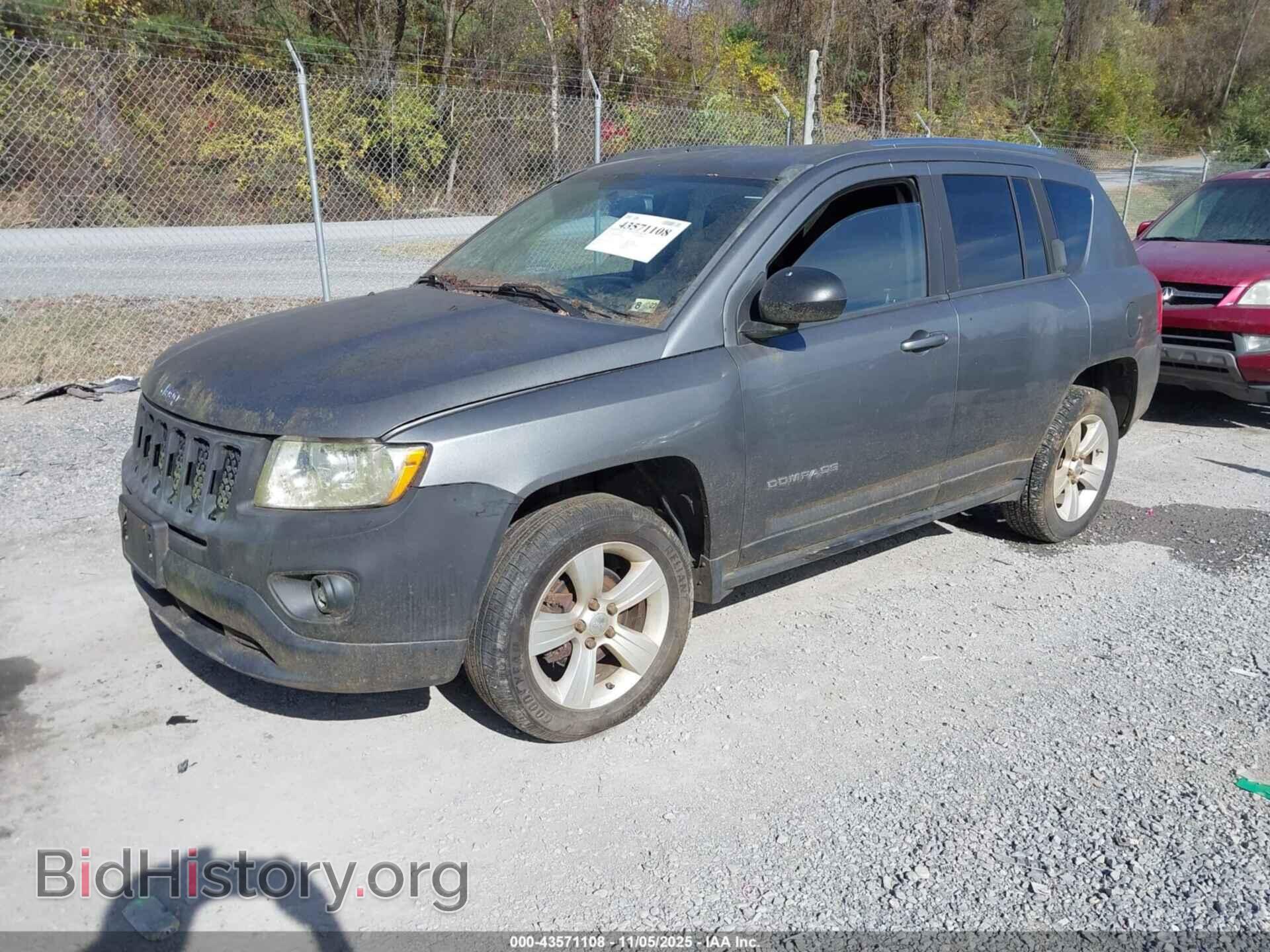 2012 JEEP COMPASS - VIN: 1C4NJDBB8CD604482 - Photo 2
