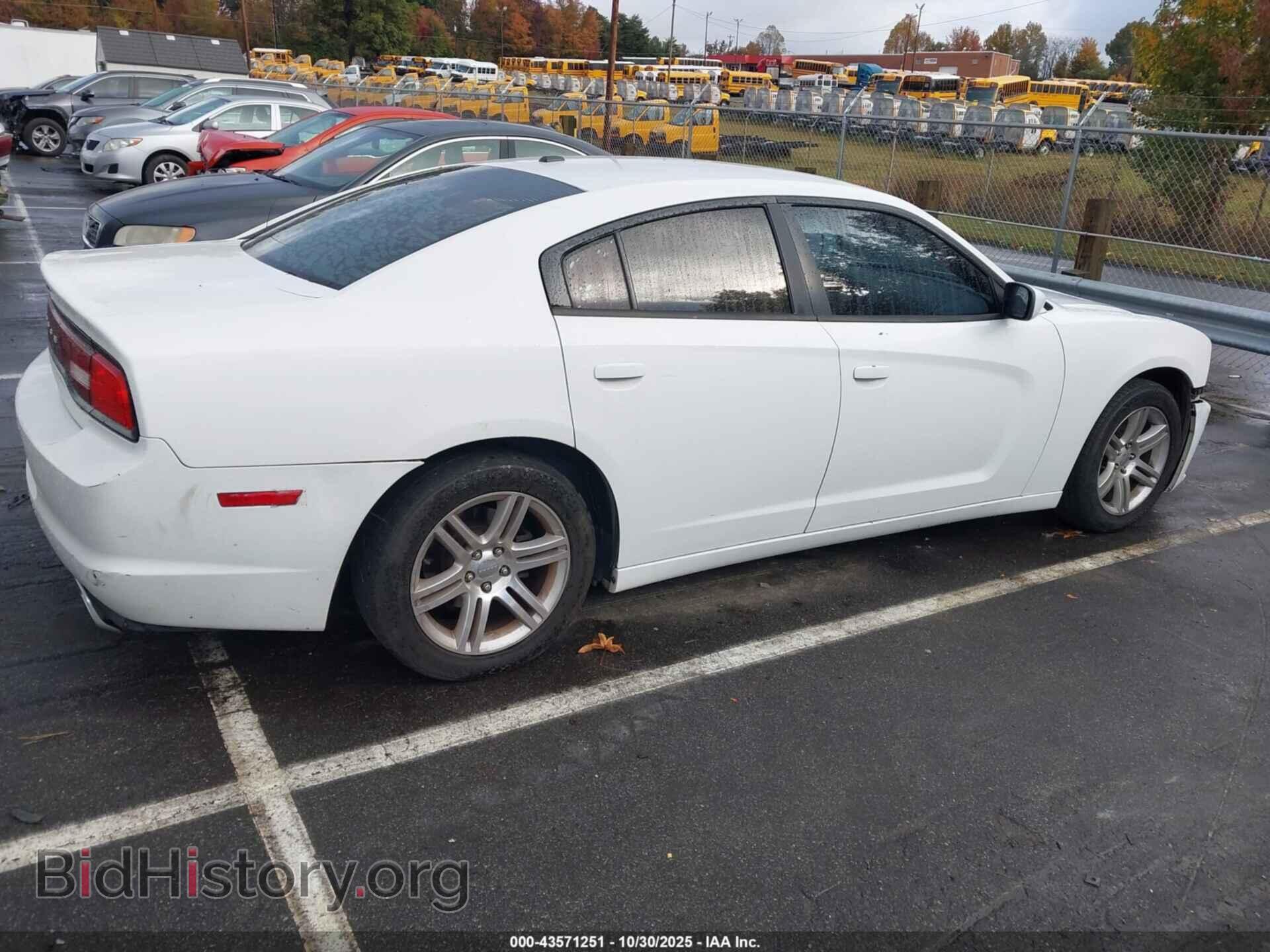 2011 DODGE CHARGER - VIN: 2B3CL3CG5BH591084 - Фото 4