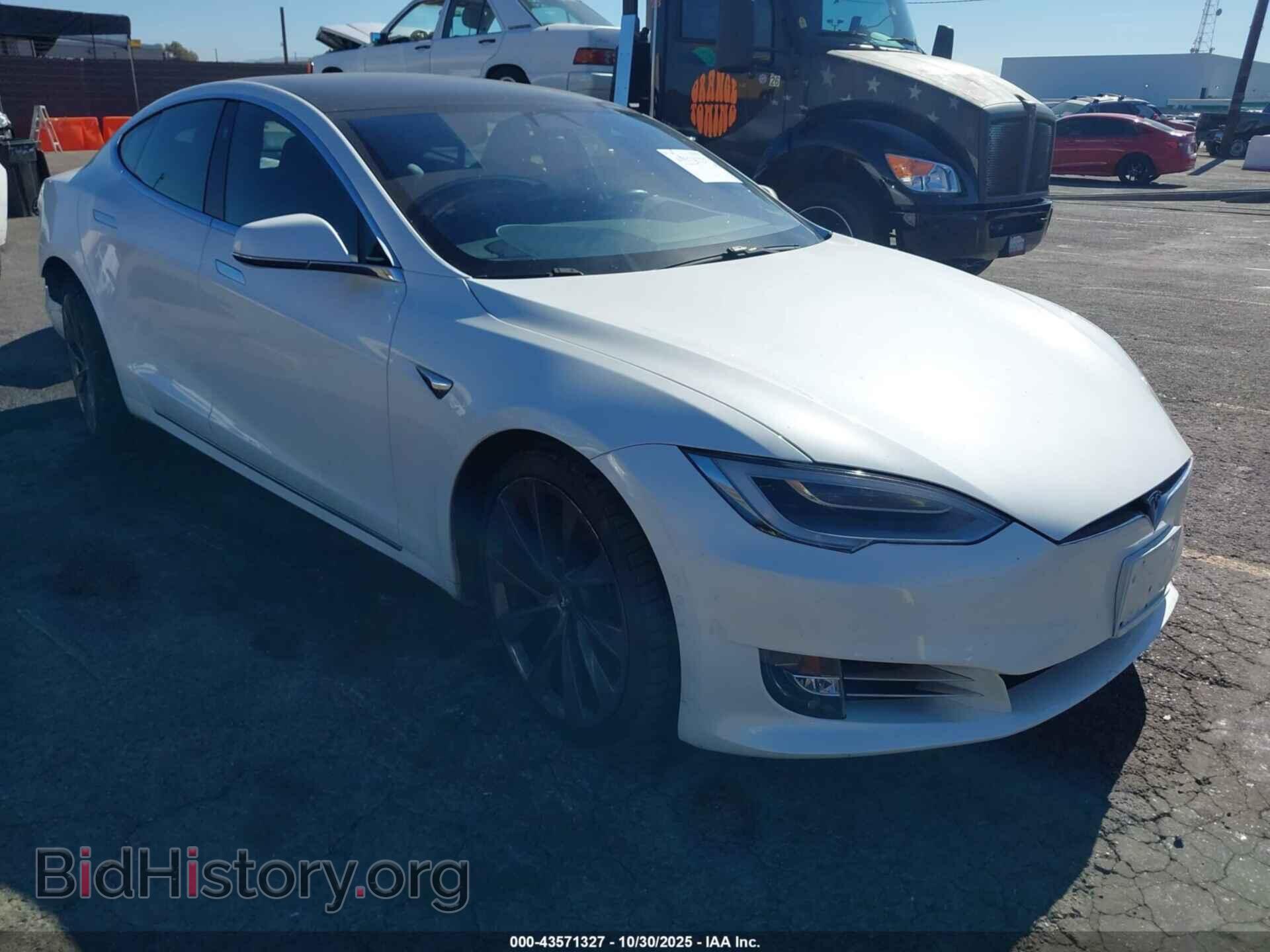Photo 5YJSA1E23LF370211 - TESLA MODEL S 2020