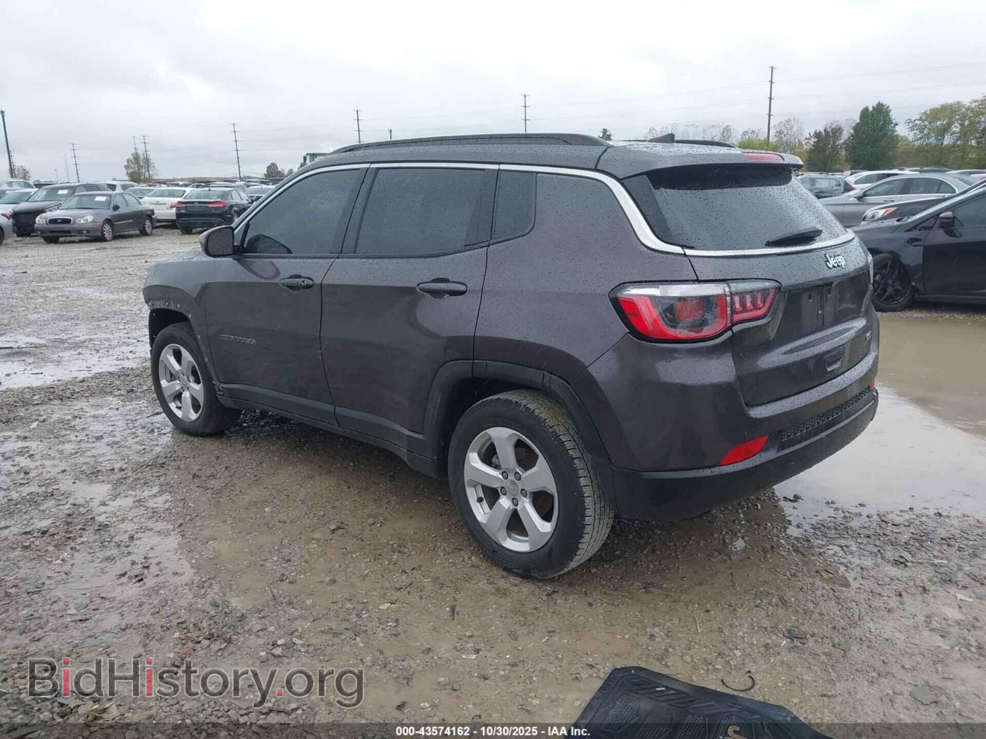 2020 JEEP COMPASS - VIN: 3C4NJCBB7LT133896 - Фото 3