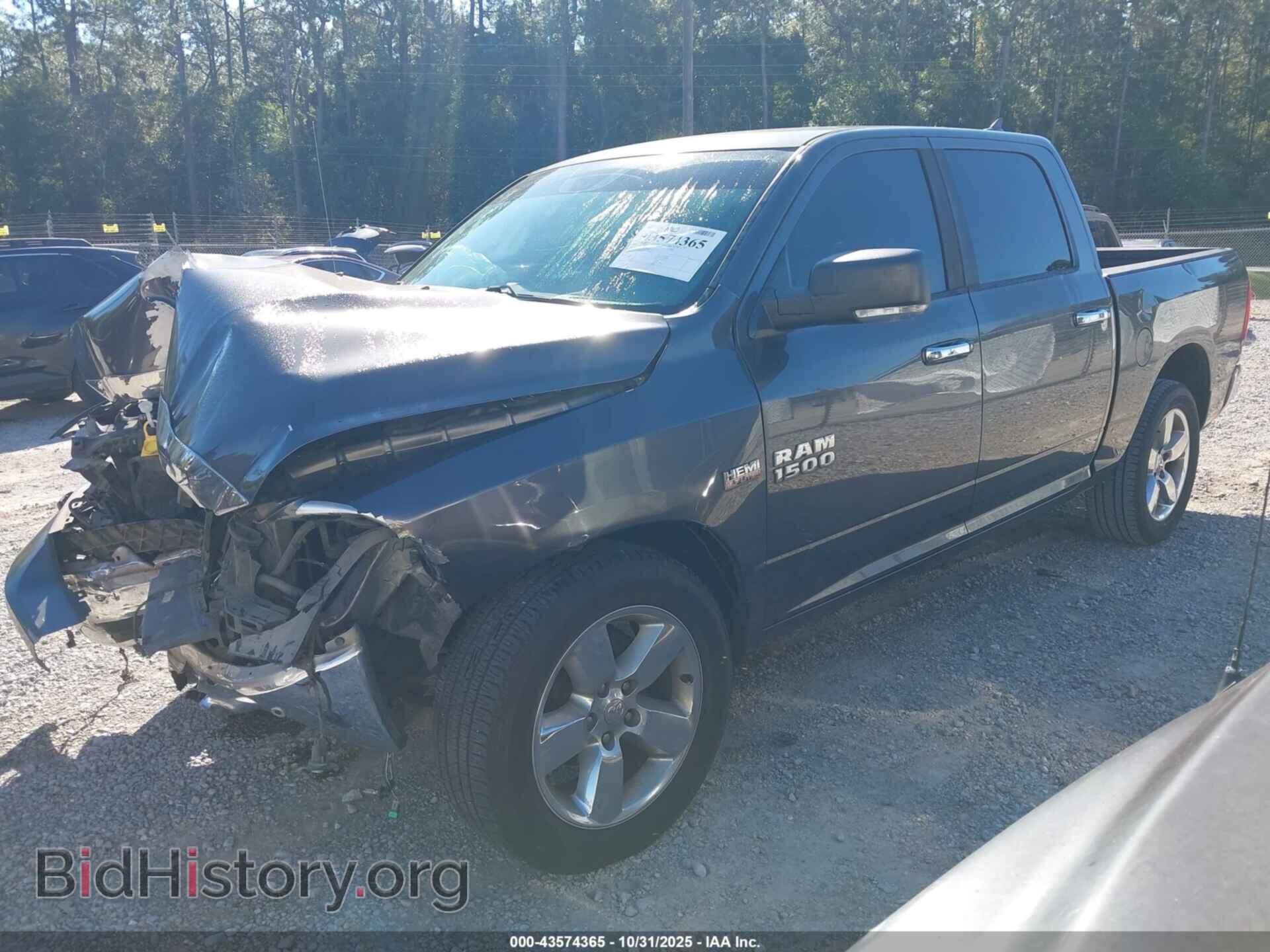 2016 RAM 1500 - VIN: 1C6RR6LT7GS194828 - Фото 2
