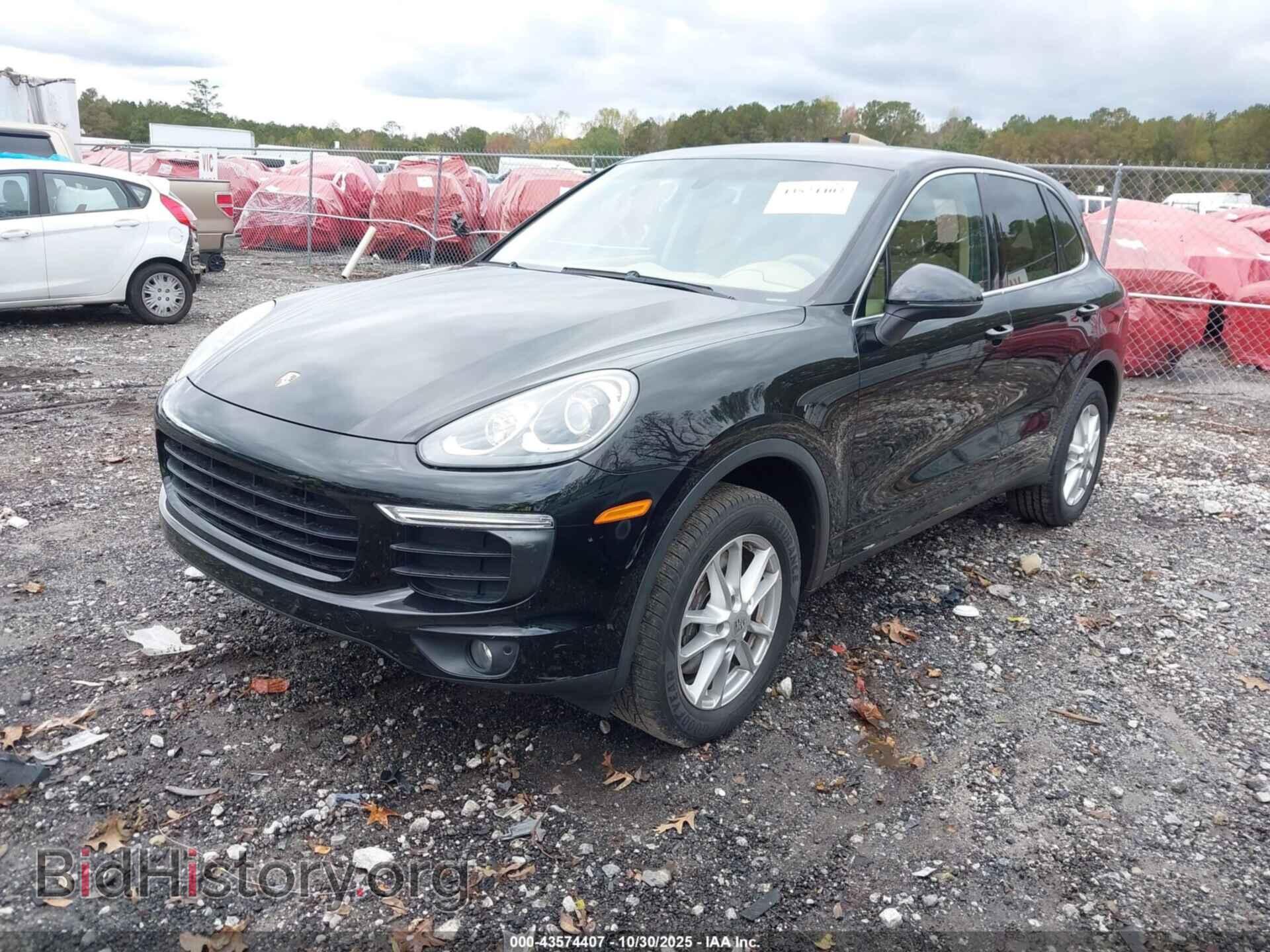 2016 PORSCHE CAYENNE - VIN: WP1AA2A22GLA08072 - Photo 2