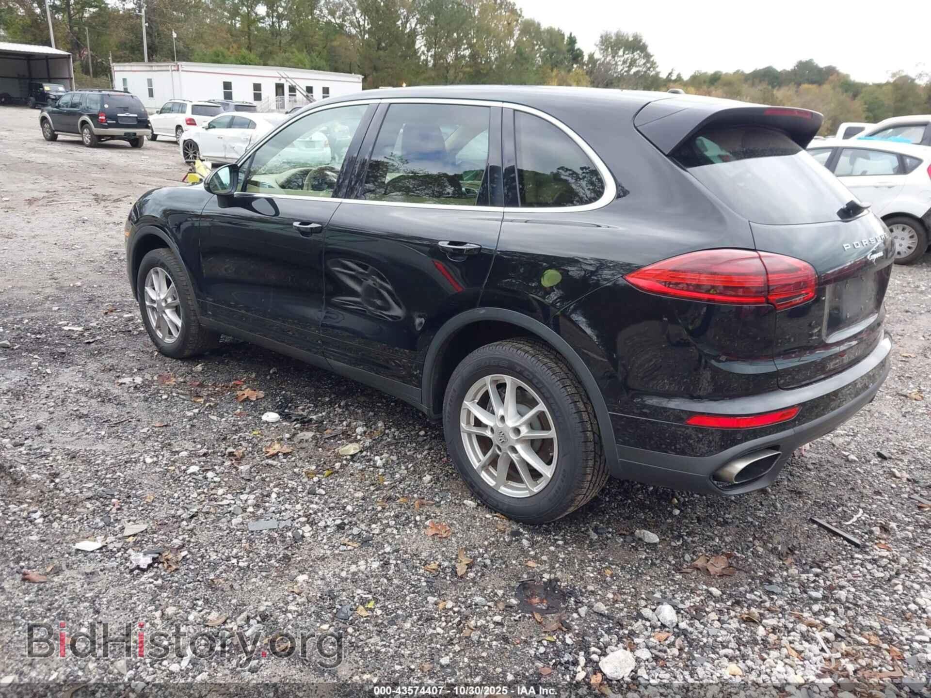 2016 PORSCHE CAYENNE - VIN: WP1AA2A22GLA08072 - Photo 3